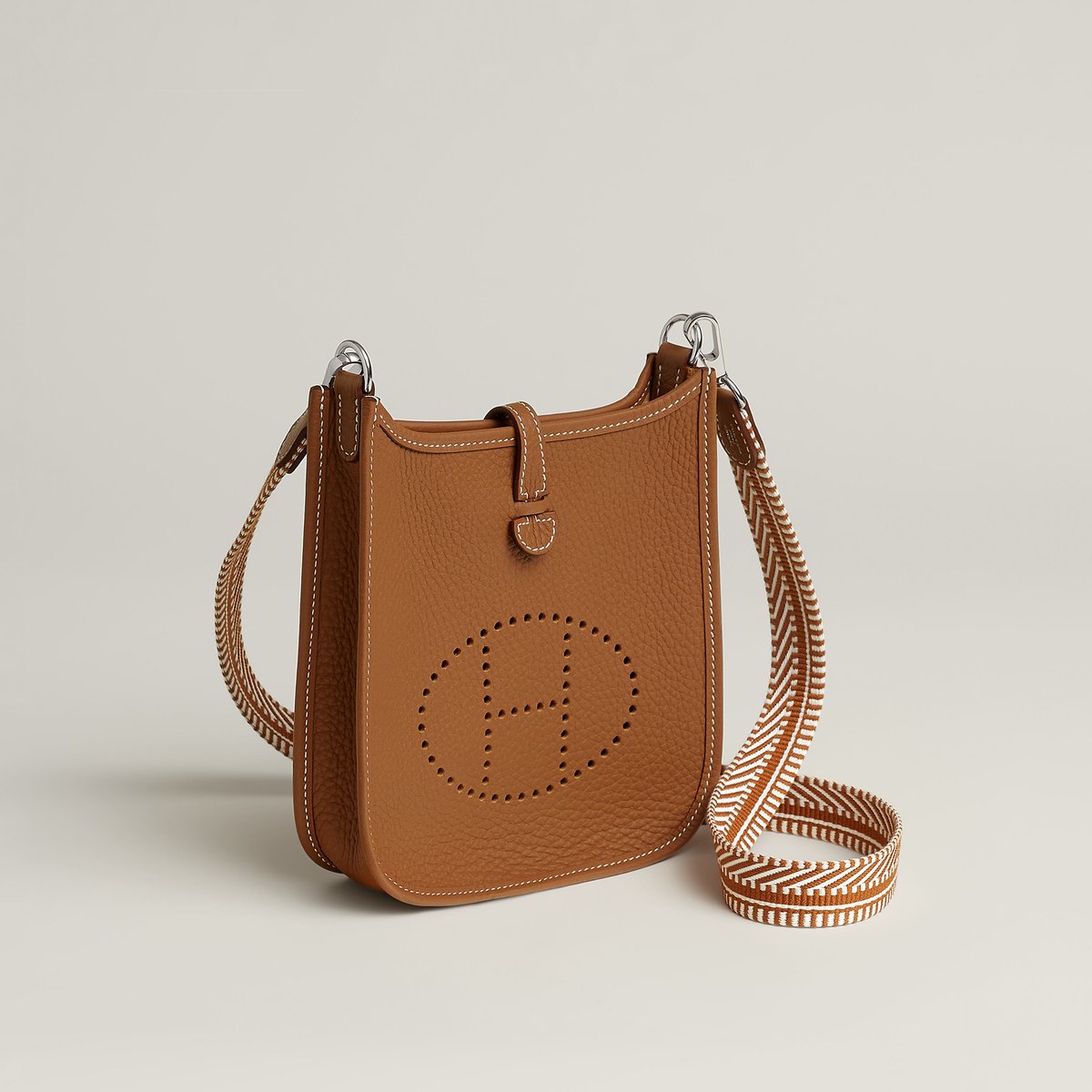 Evelyne 16 Amazone 백
