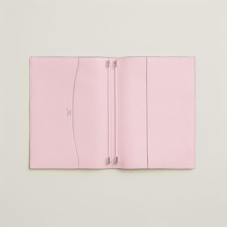 Globe-Trotter agenda cover