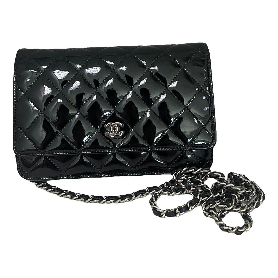 Wallet On Chain Timeless/Classique patent leather crossbody bag