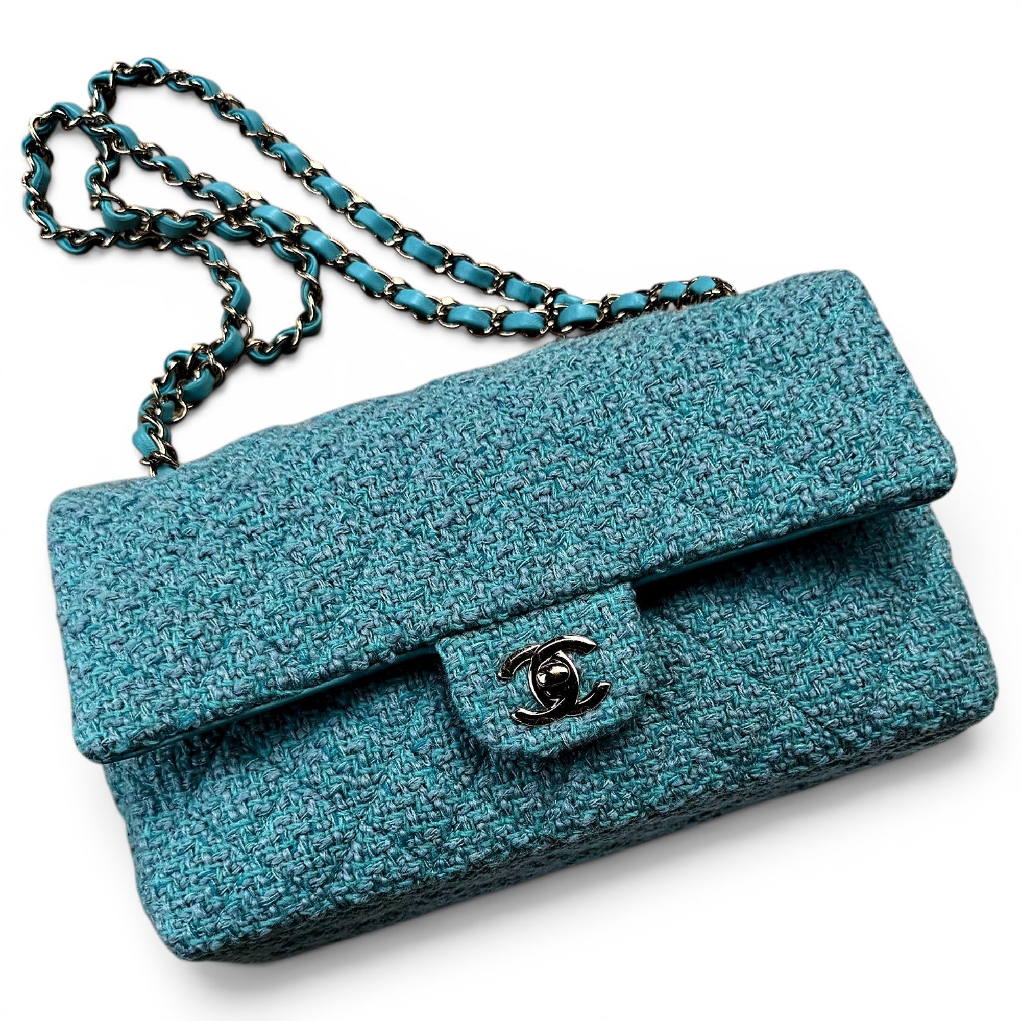 Timeless/Classique tweed crossbody bag