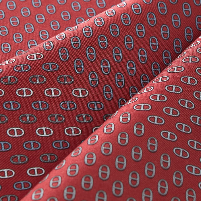 Trois Petits Maillons Pocket Square 45