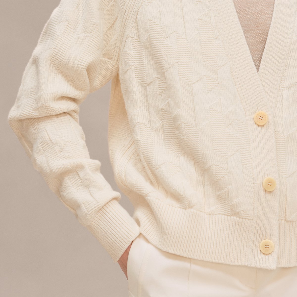 "H" long-sleeve cardigan