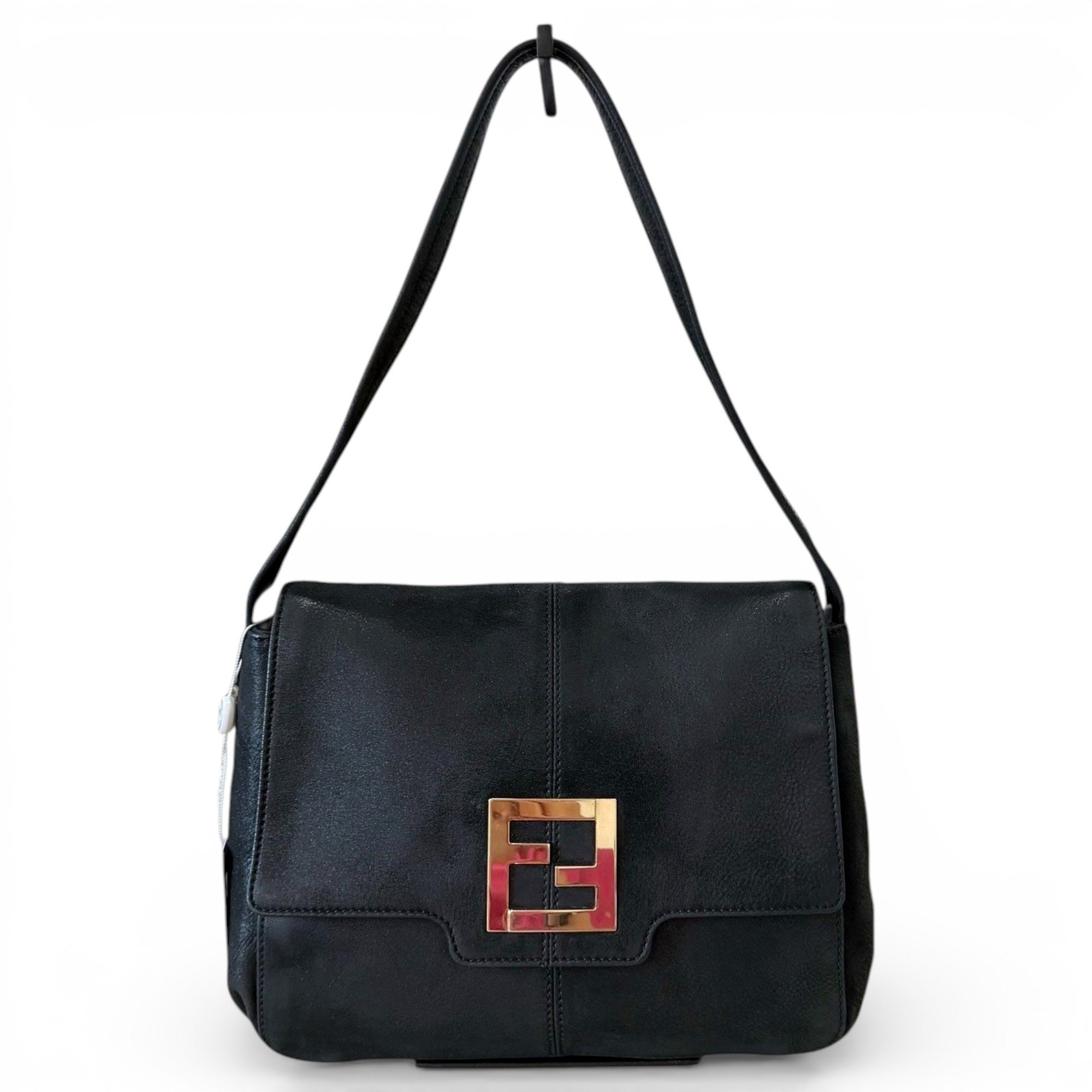 Baguette leather handbag