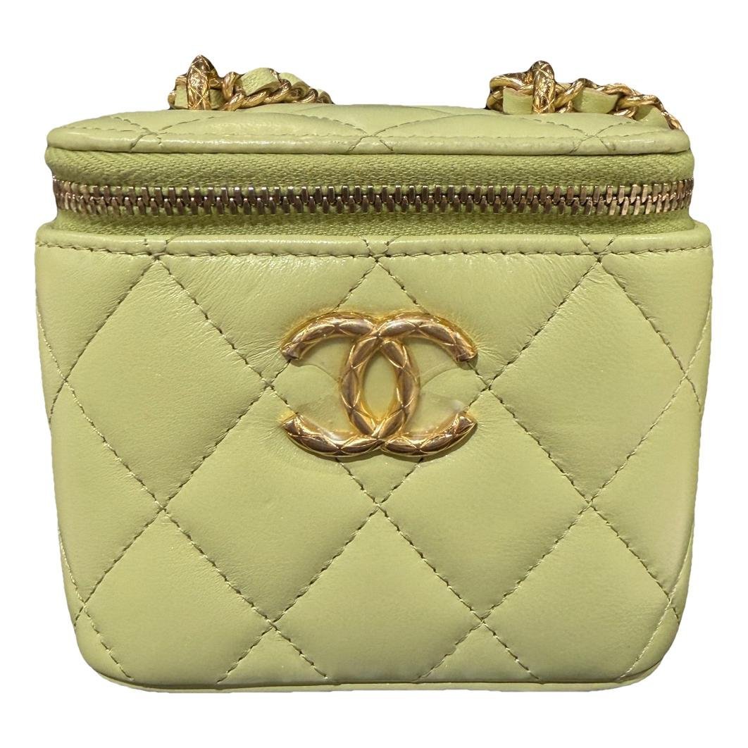 Trendy CC Vanity leather handbag