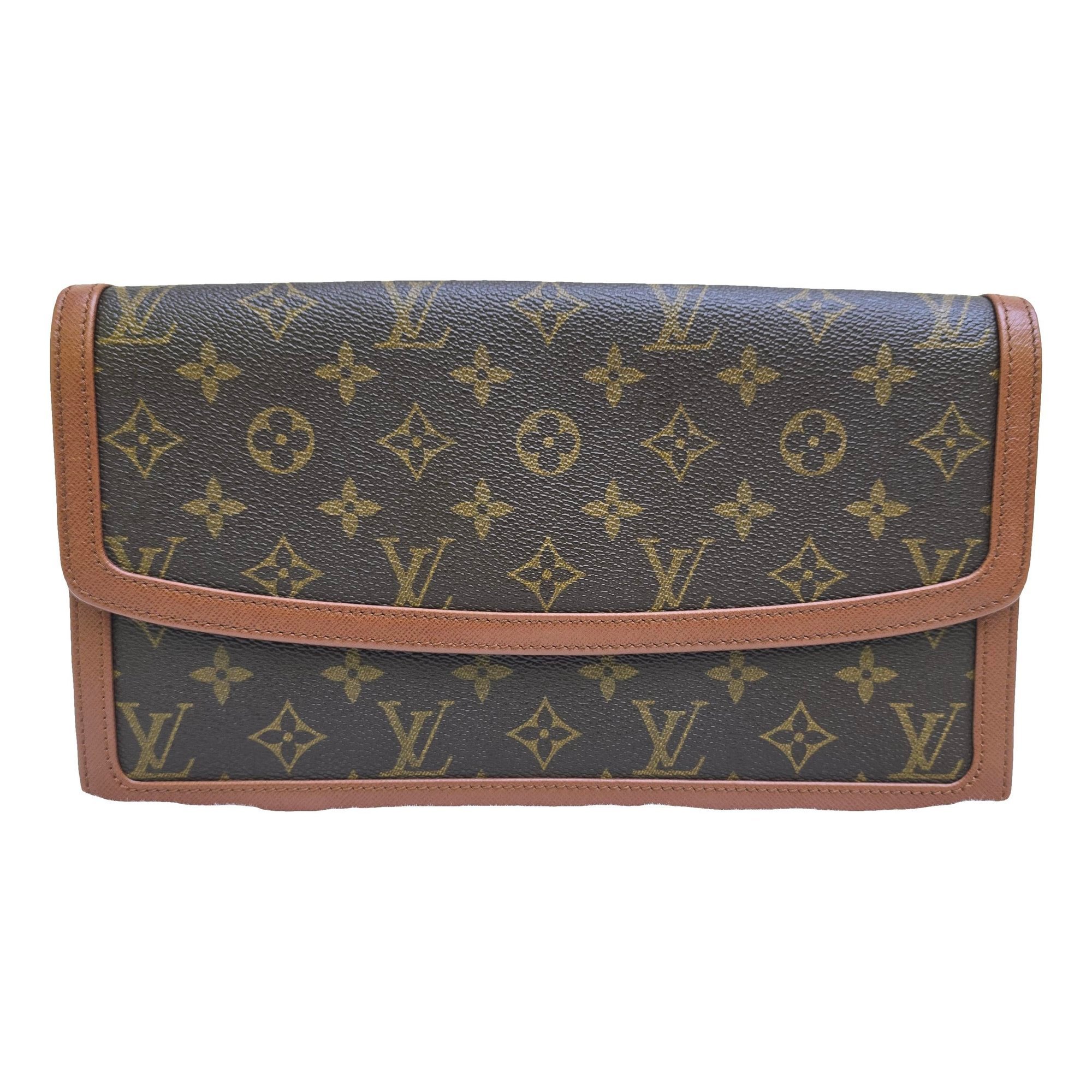 Leather clutch bag