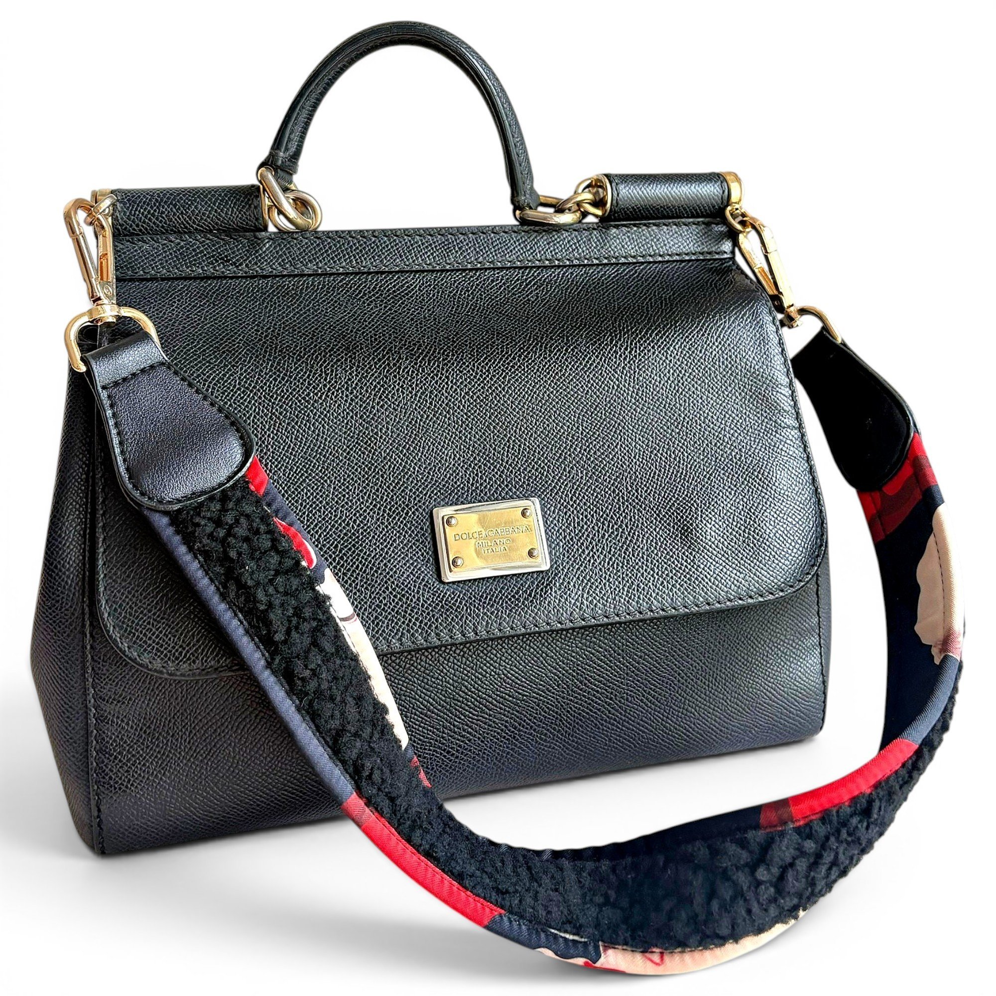 Devotion leather handbag