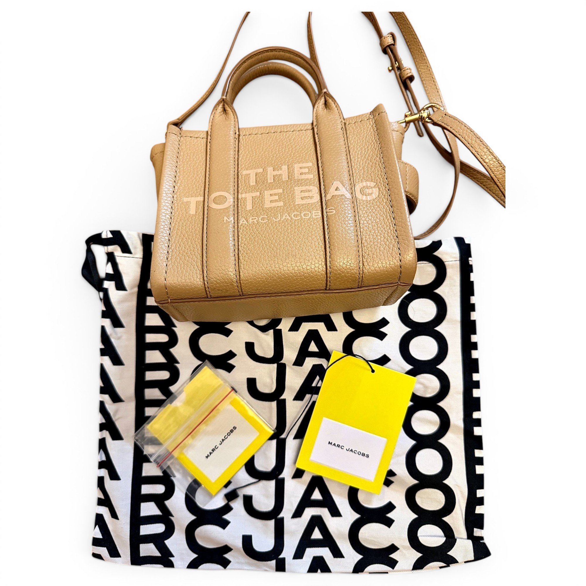Marc Jacobs Leather tote