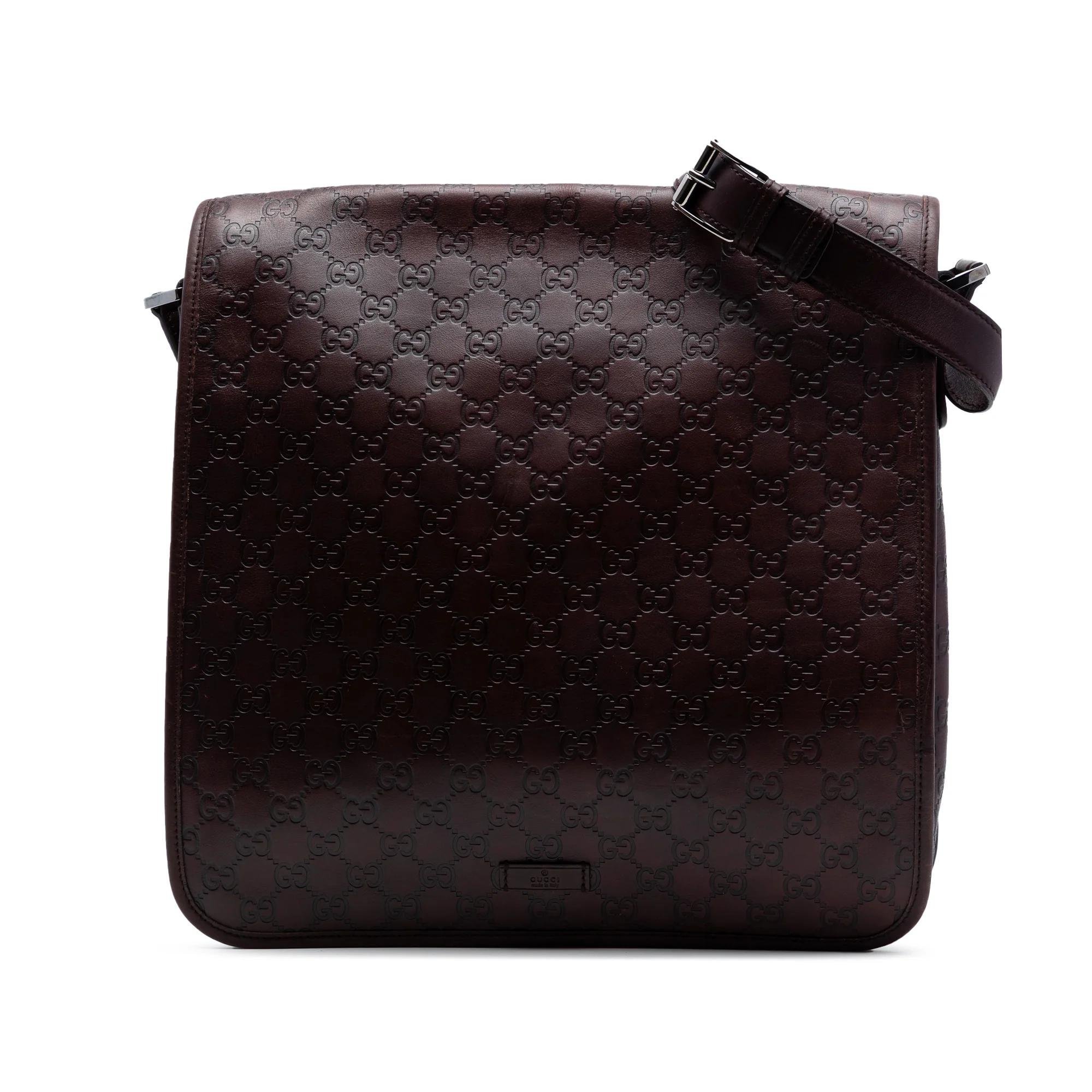 Leather crossbody bag