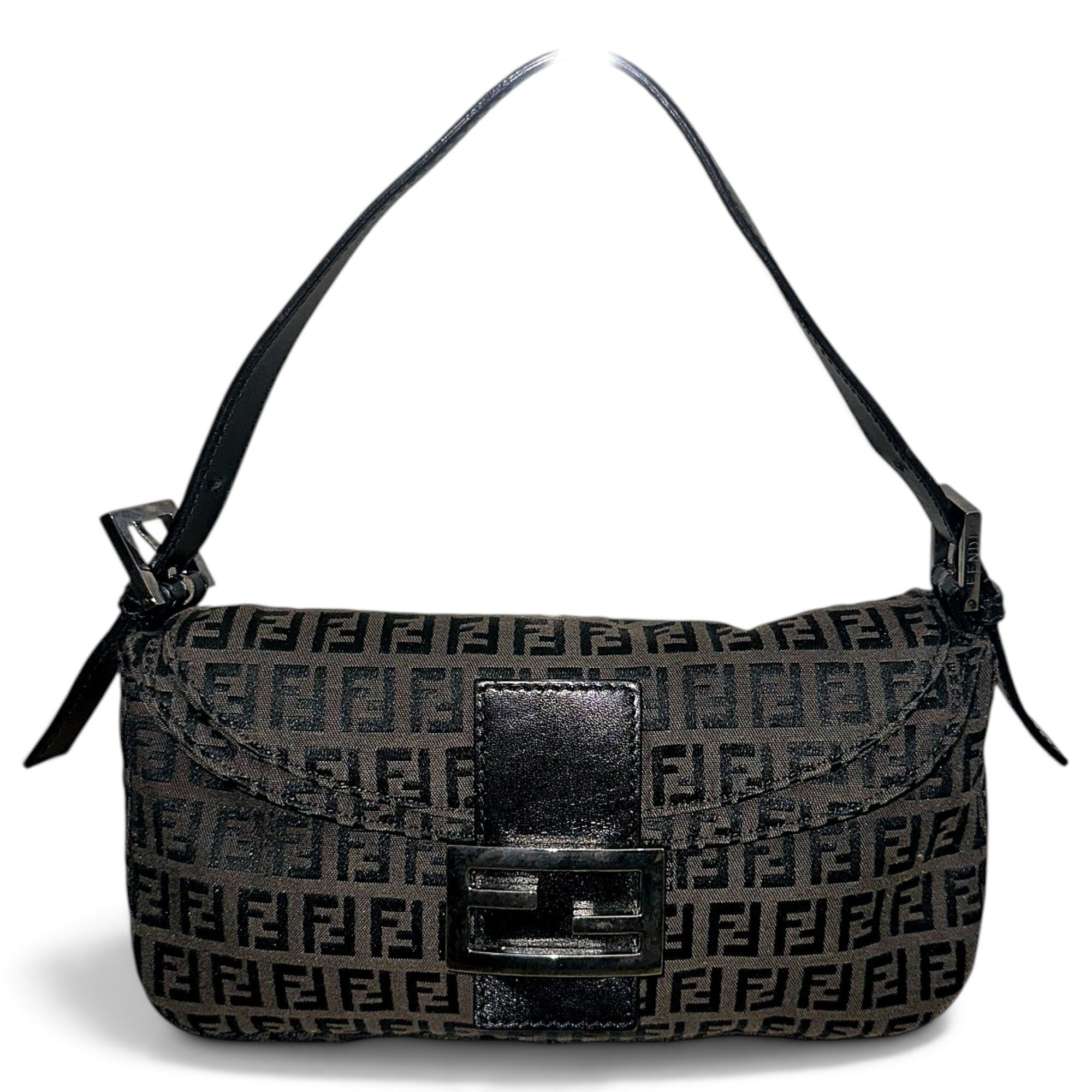 Baguette cloth handbag