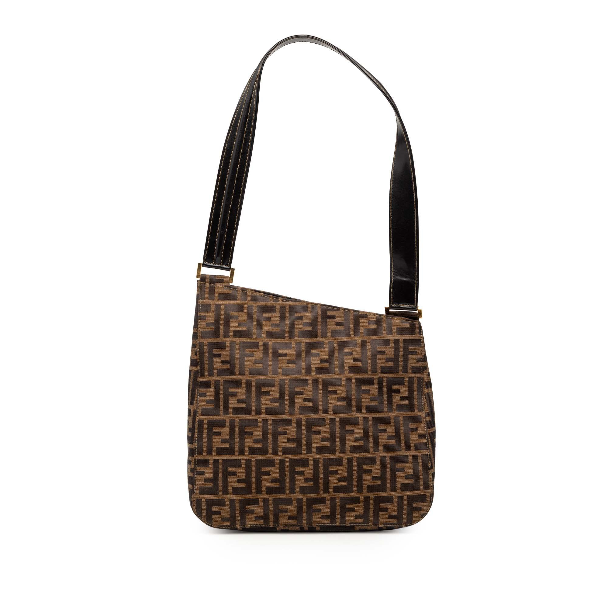 Pocket leather handbag
