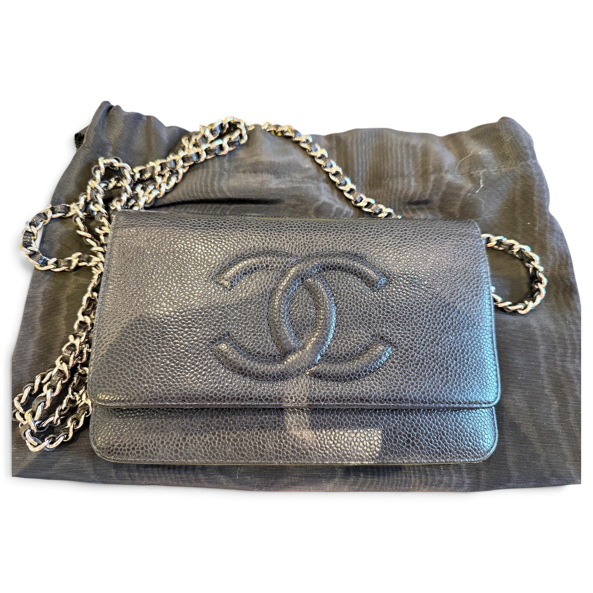 Wallet On Chain Timeless/Classique leather crossbody bag