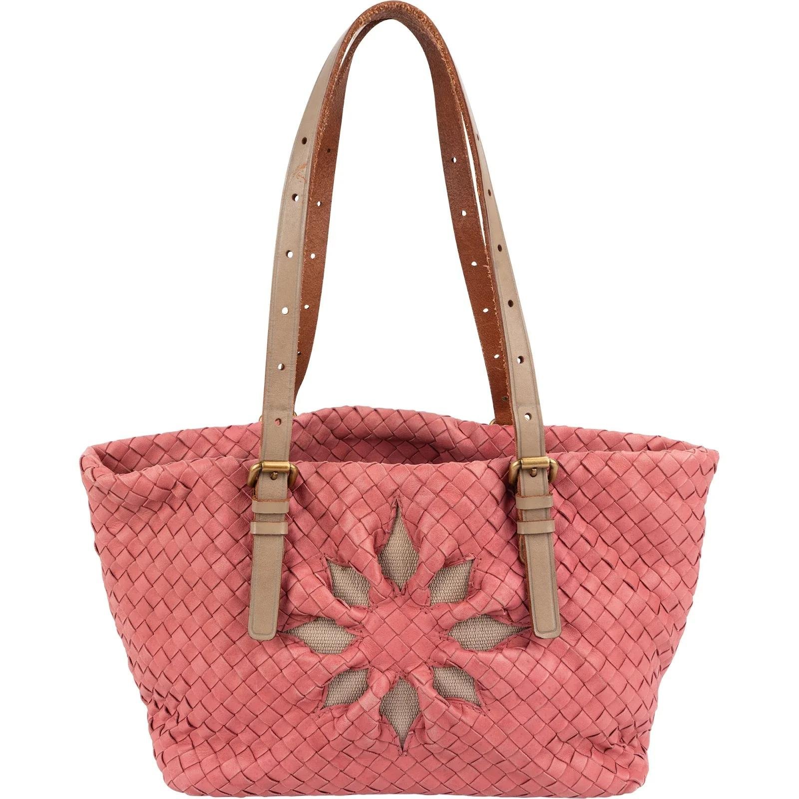 Veneta leather handbag
