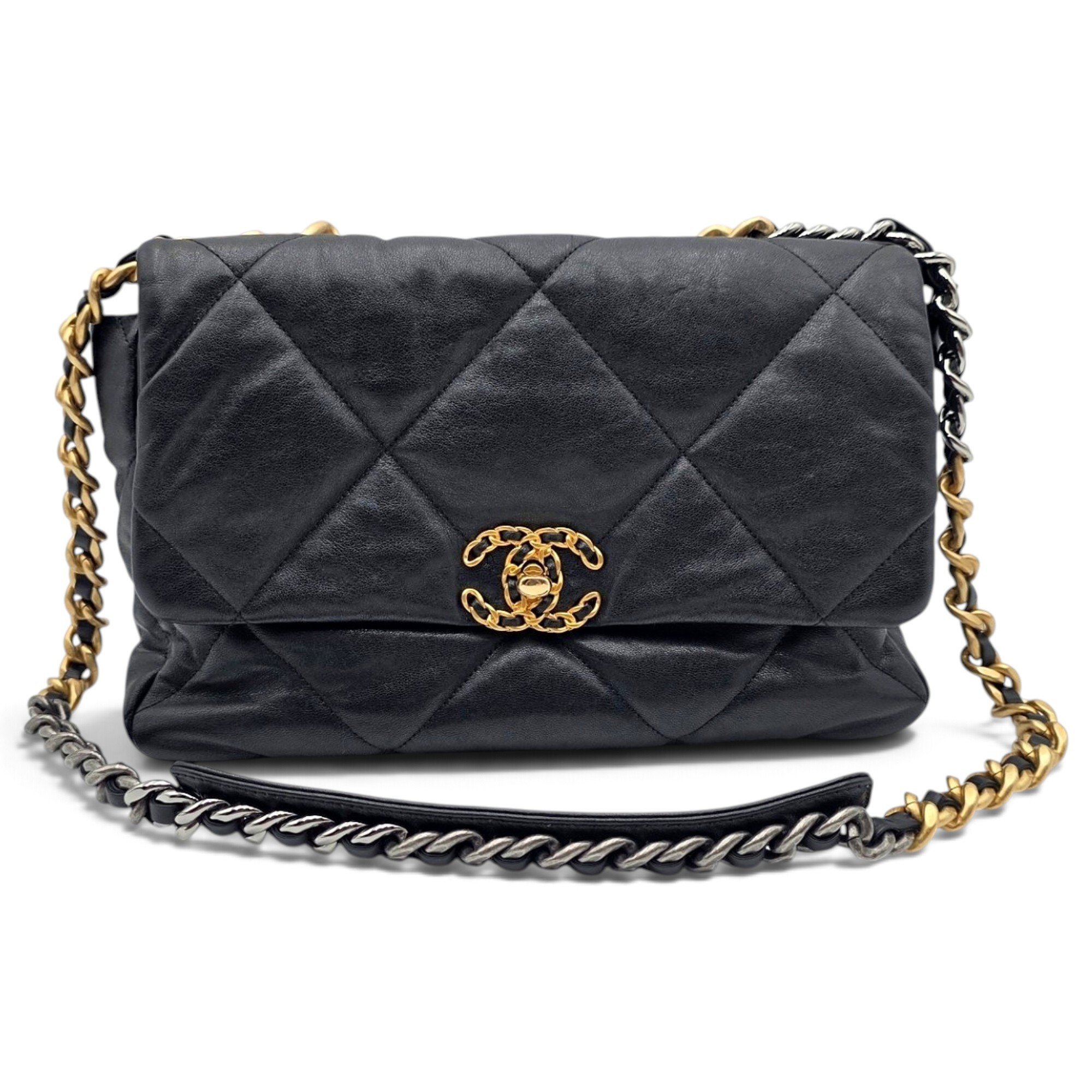 Chanel 19 leather handbag