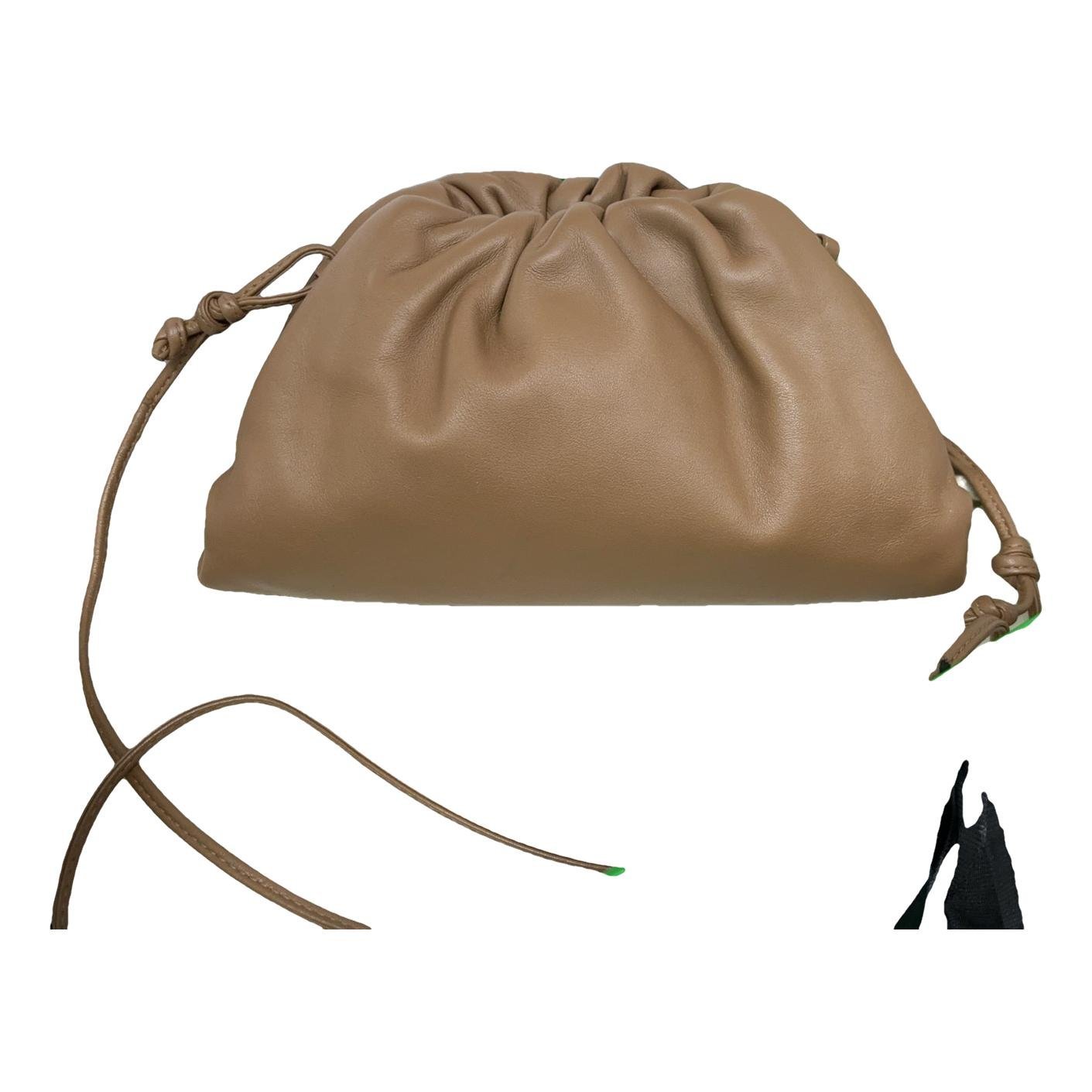 Pouch leather handbag