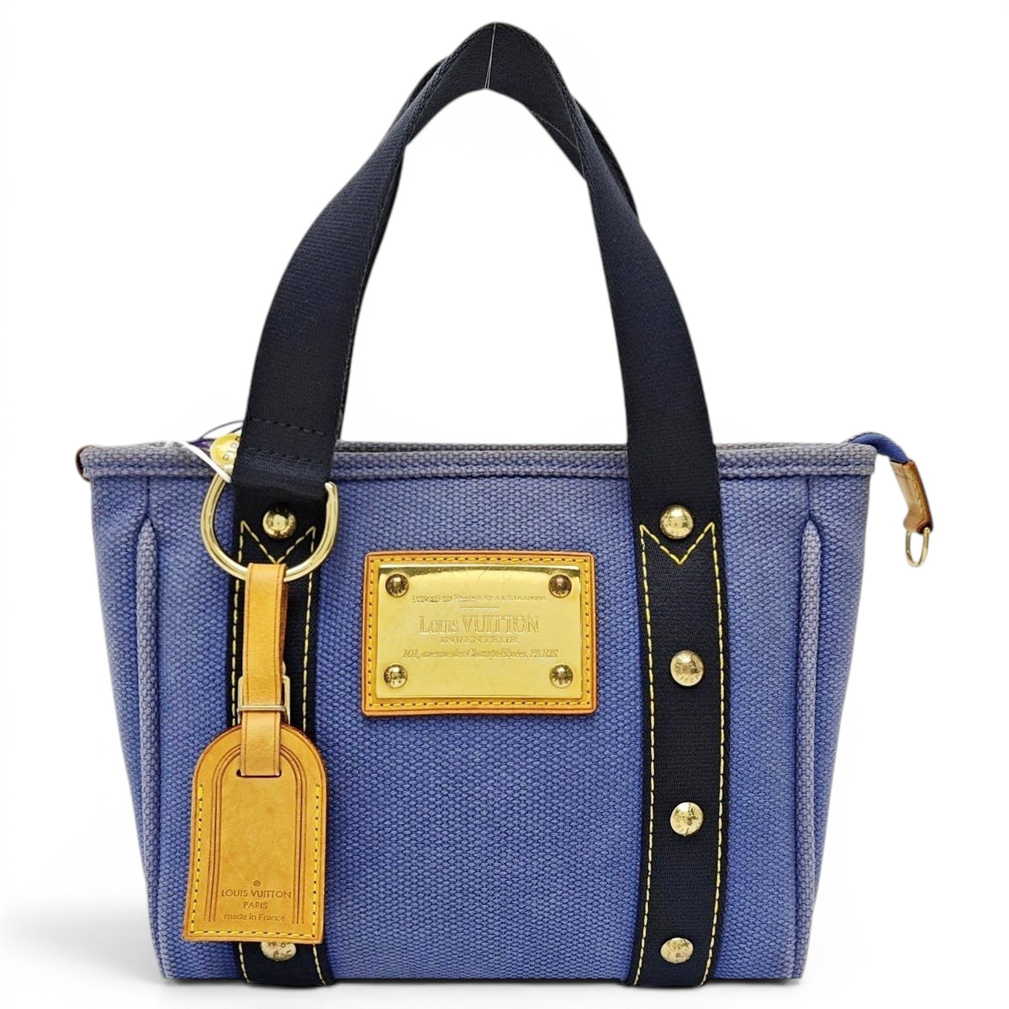 Antigua cloth handbag