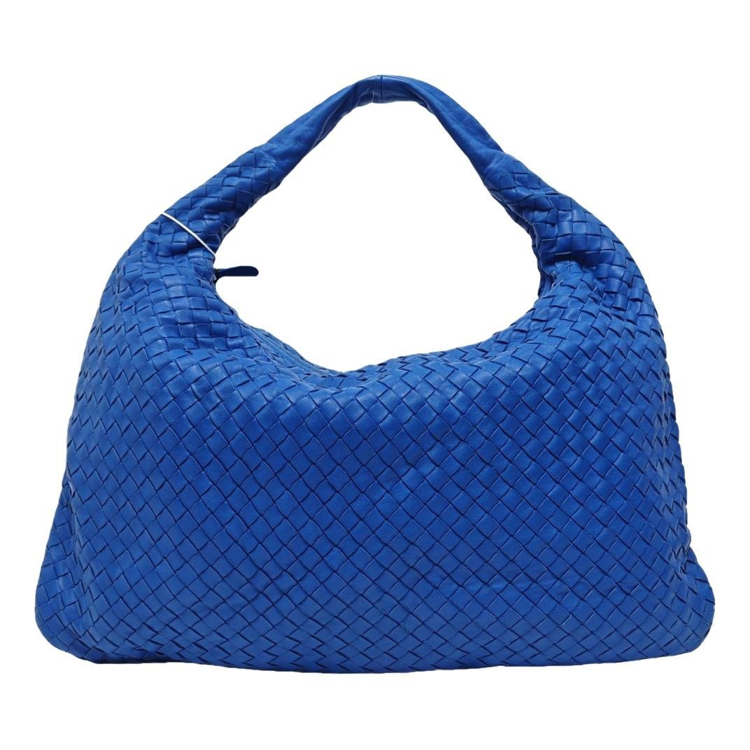 Veneta leather handbag