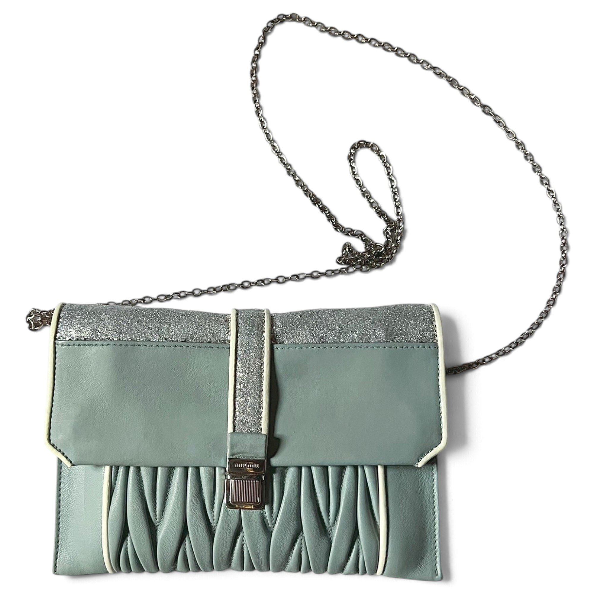 Matelassé leather handbag