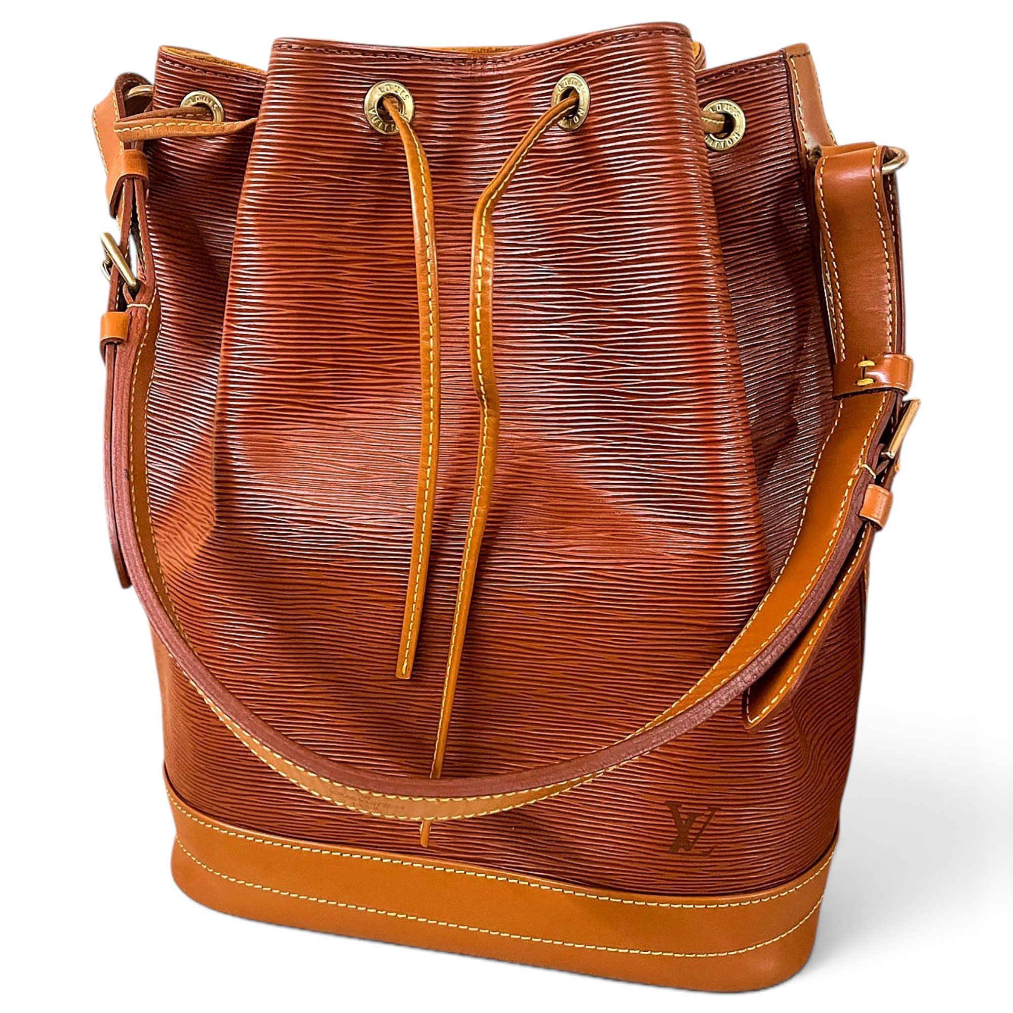 Noé leather handbag
