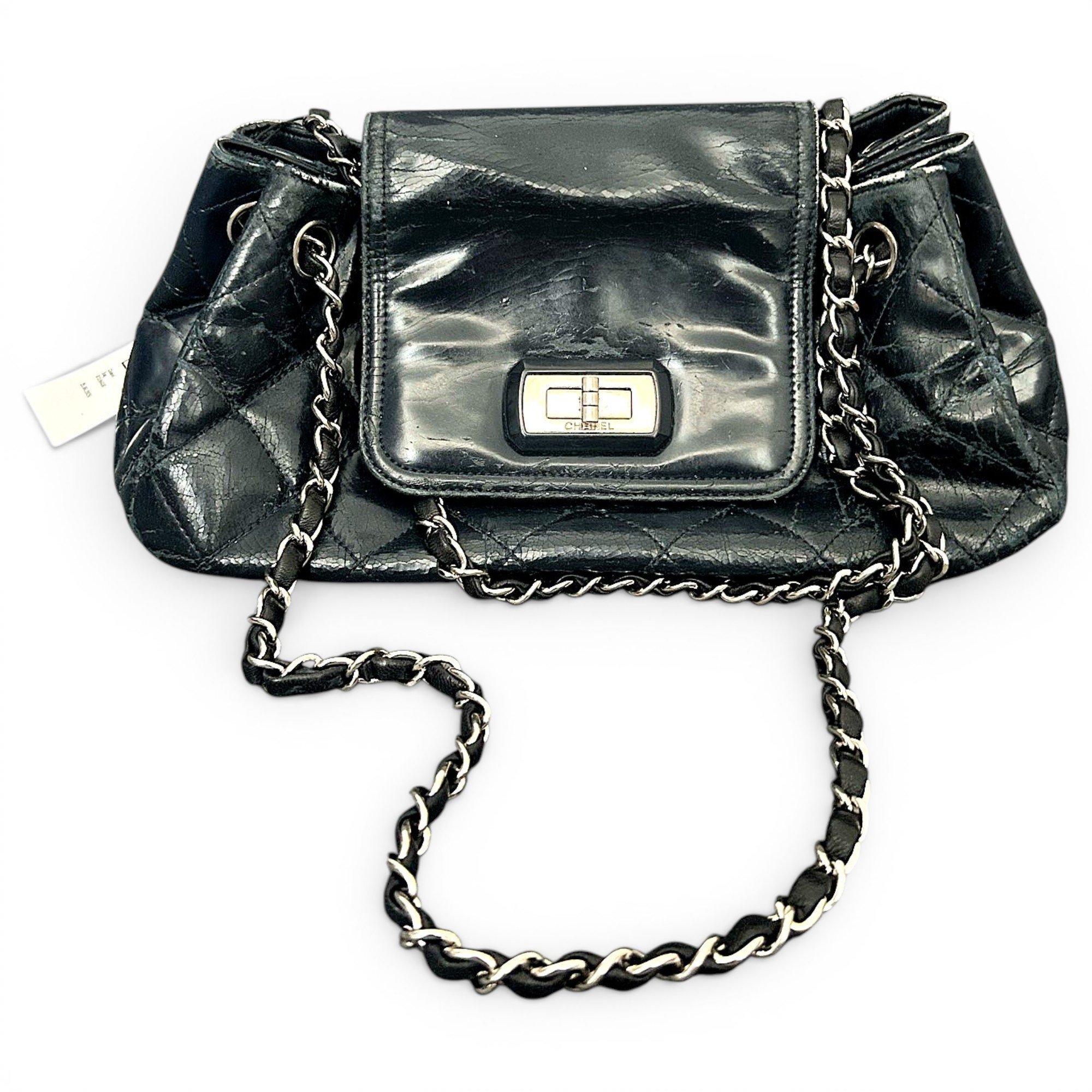 Trendy CC patent leather handbag