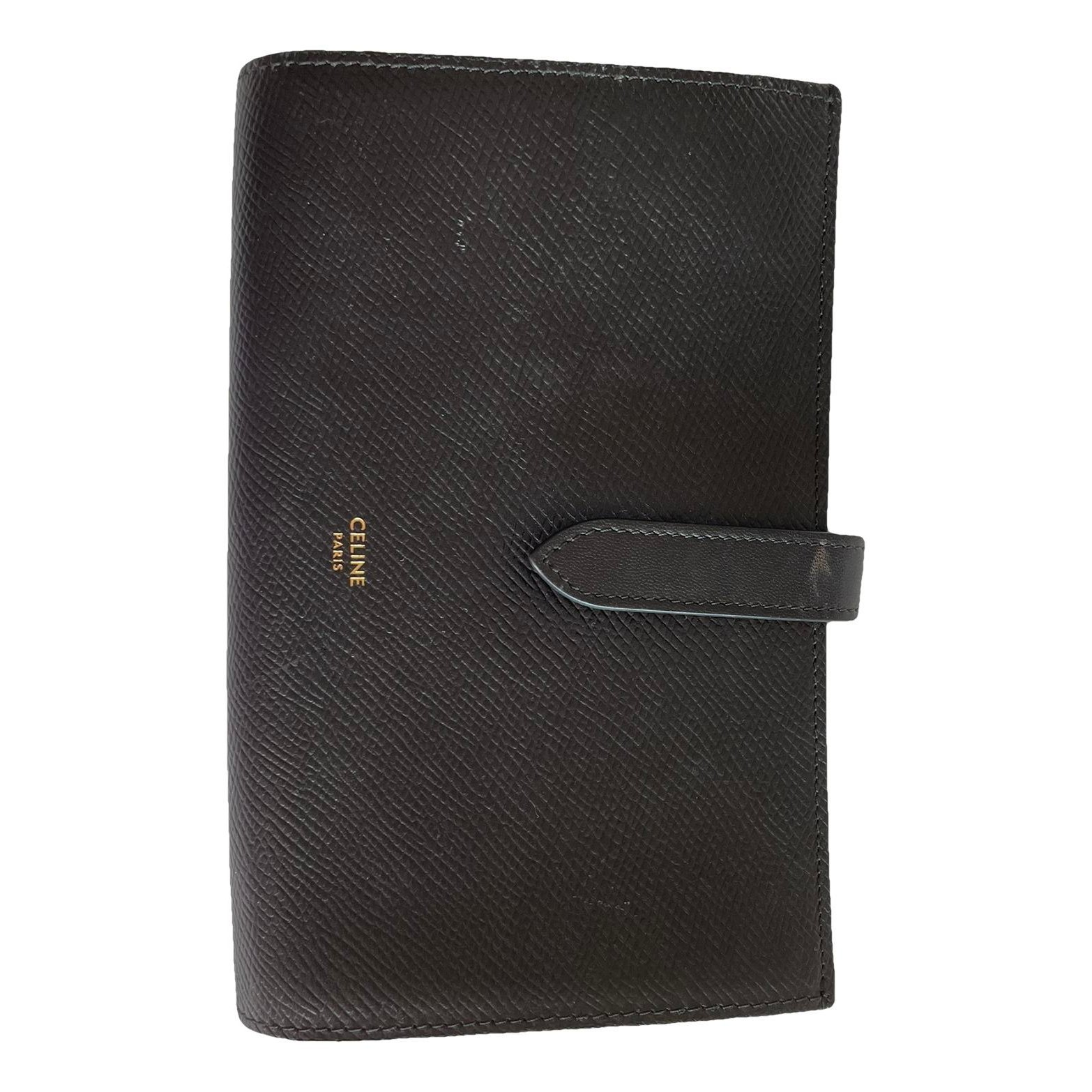 Leather clutch bag