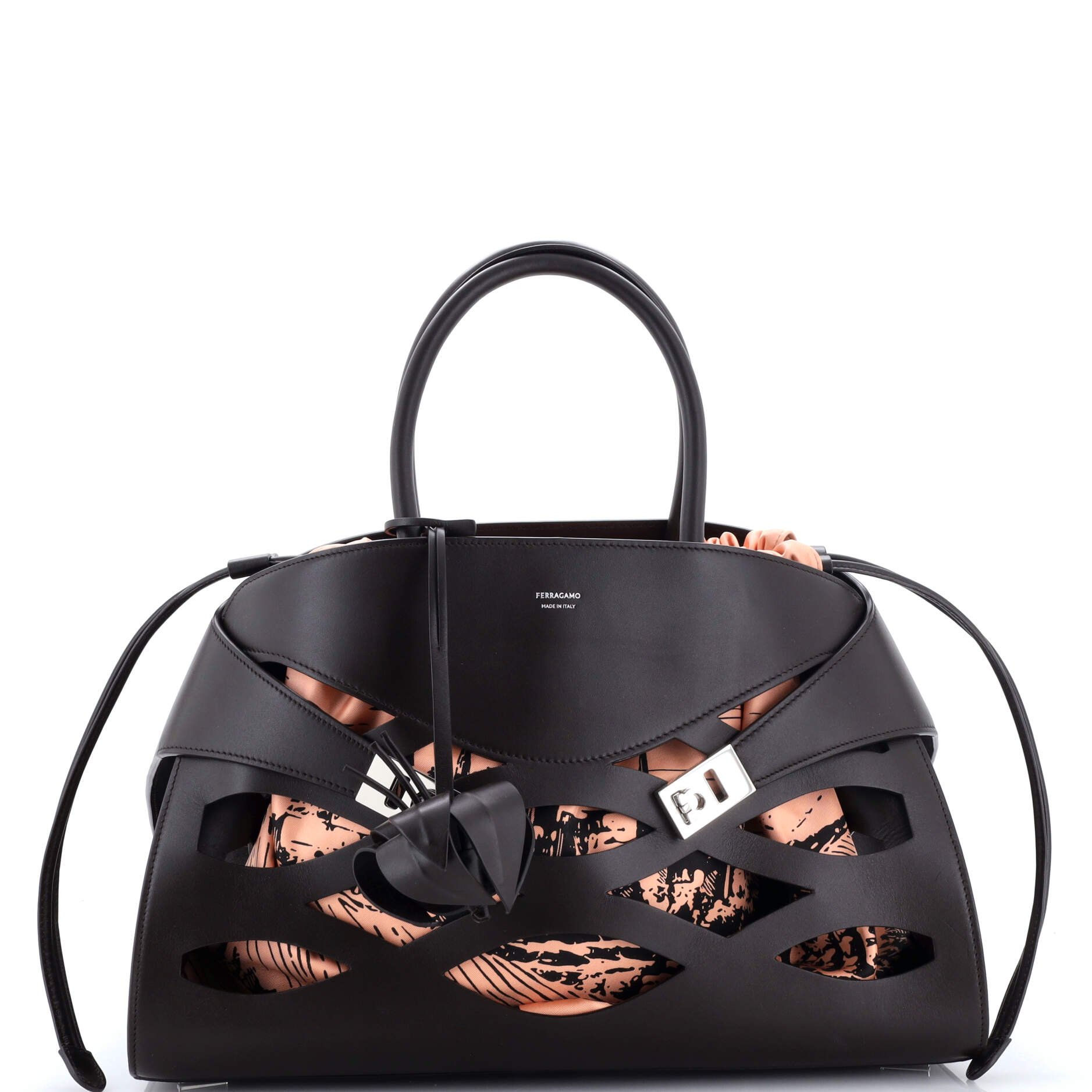 Back to Earth Hug Top Handle Bag Leather Large
