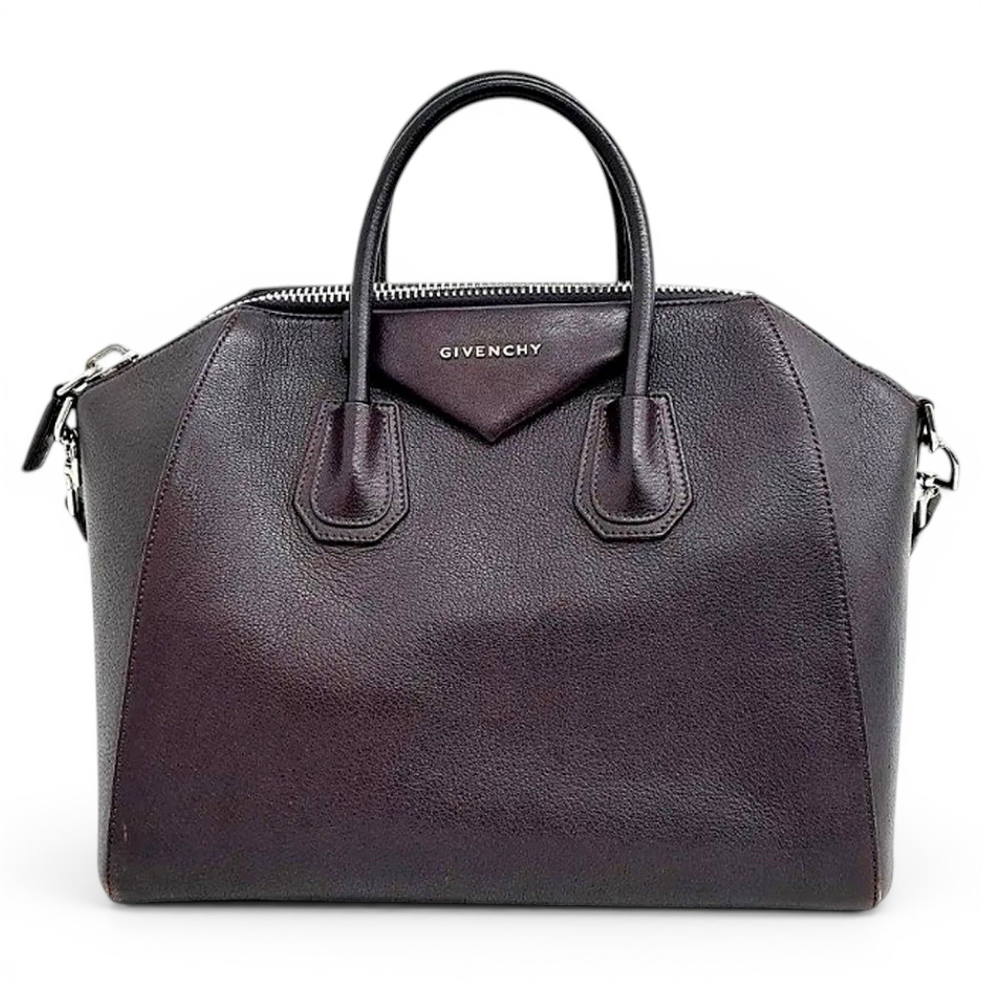 Antigona leather handbag