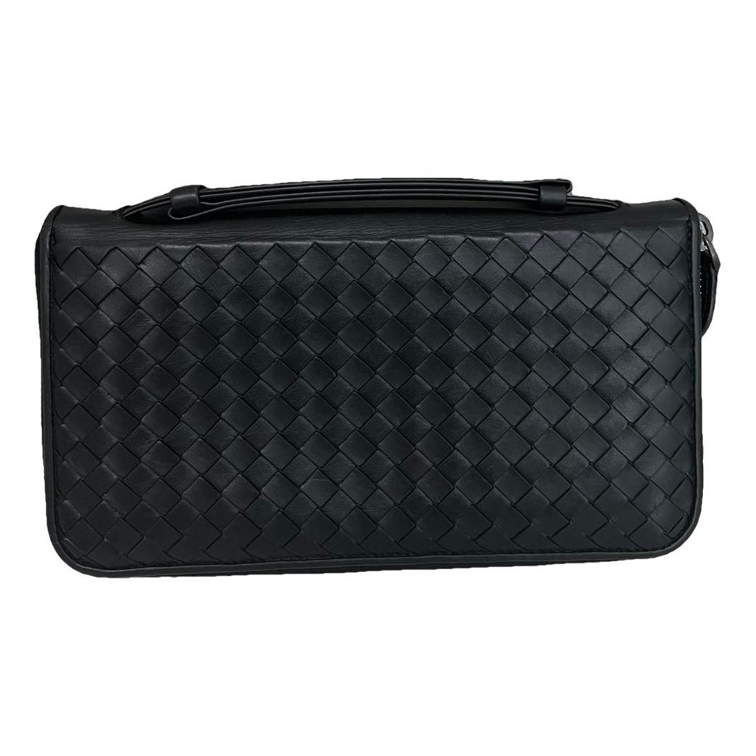 Leather clutch bag