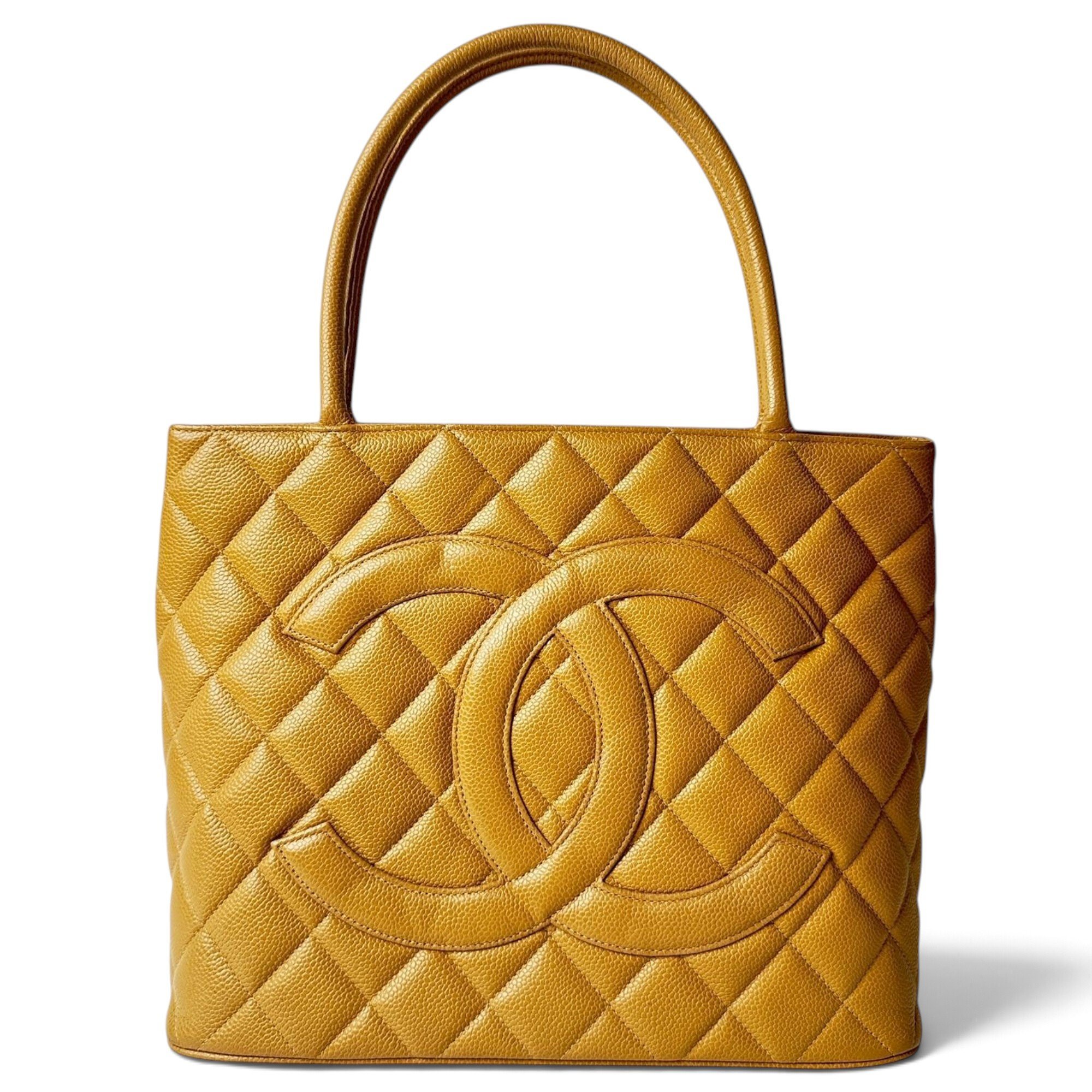 Médaillon leather tote