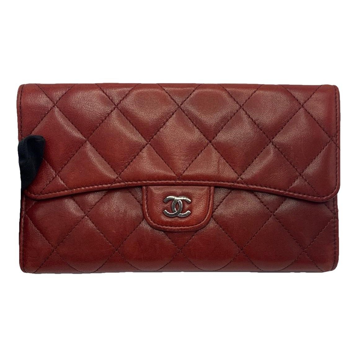 Leather clutch bag