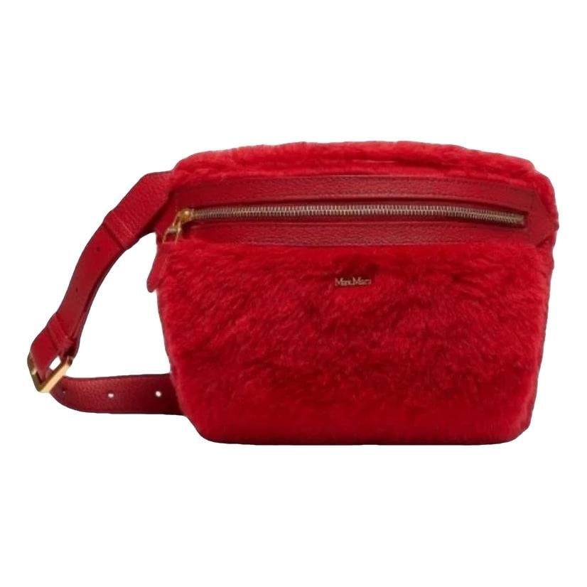 Wool handbag