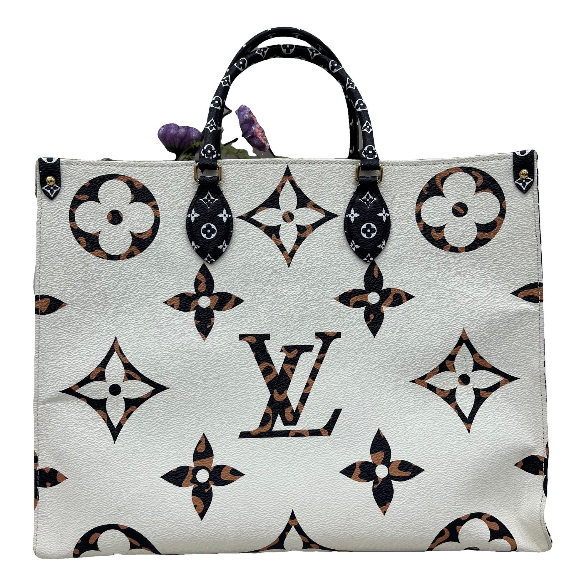 Onthego leather tote