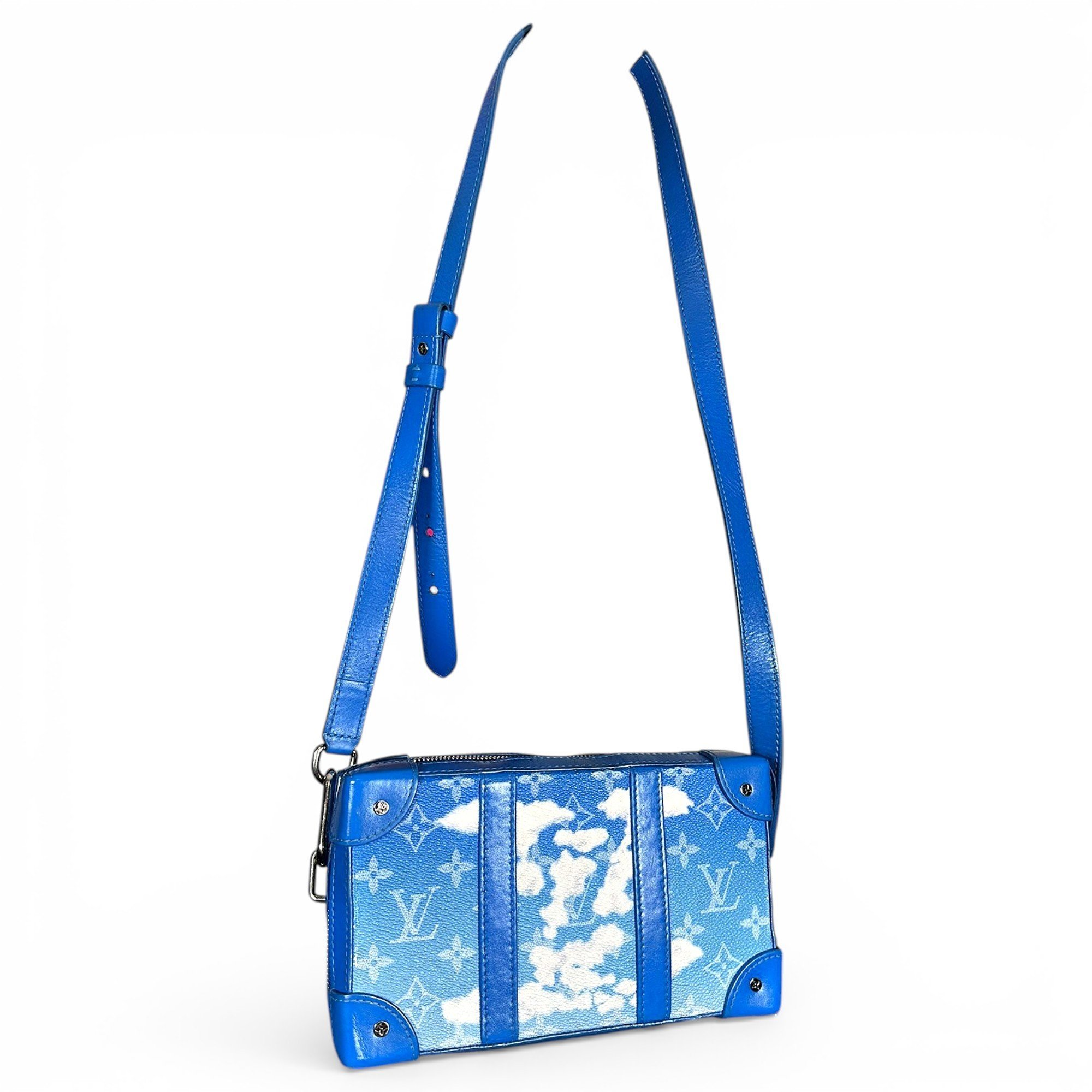 Pochette Trunk leather crossbody bag