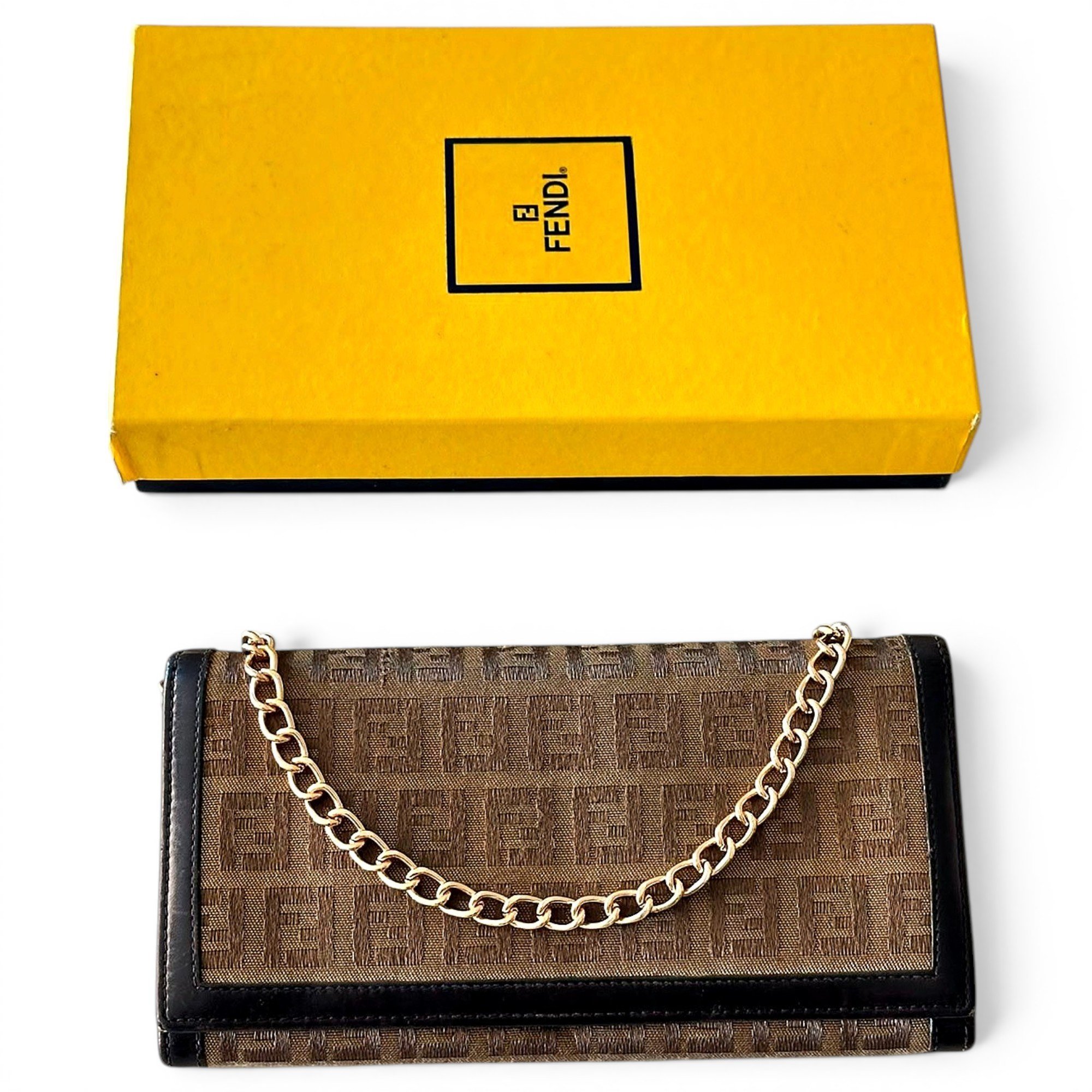 Baguette leather crossbody bag