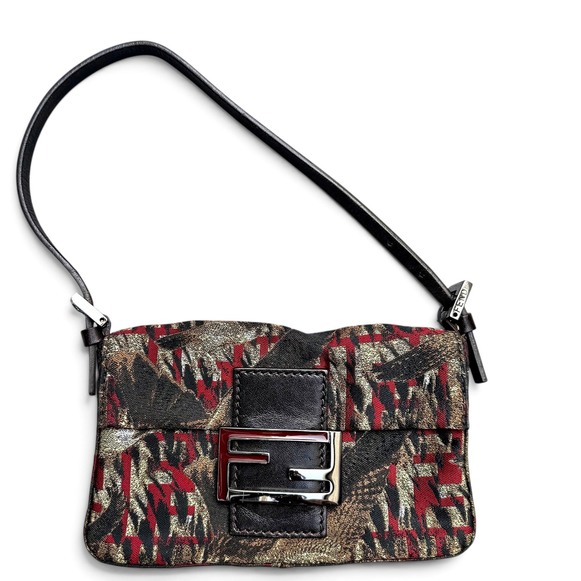 Baguette cloth handbag