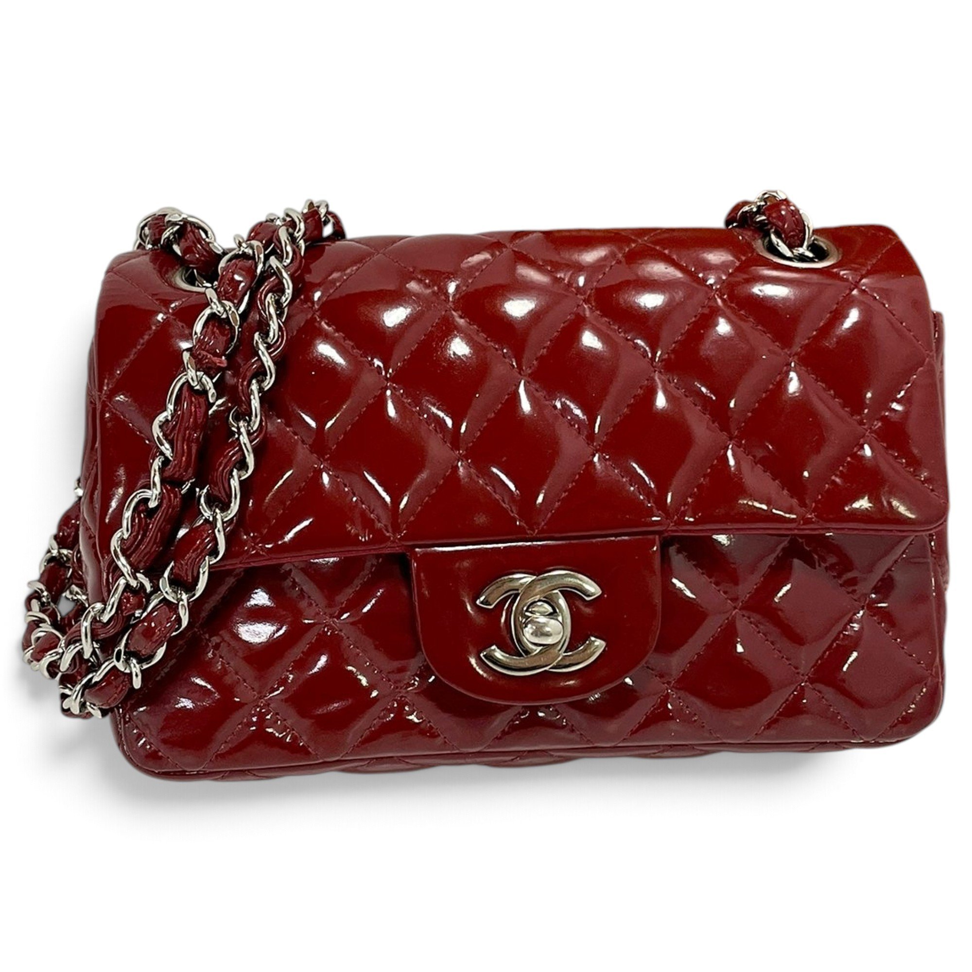 Timeless/Classique patent leather crossbody bag