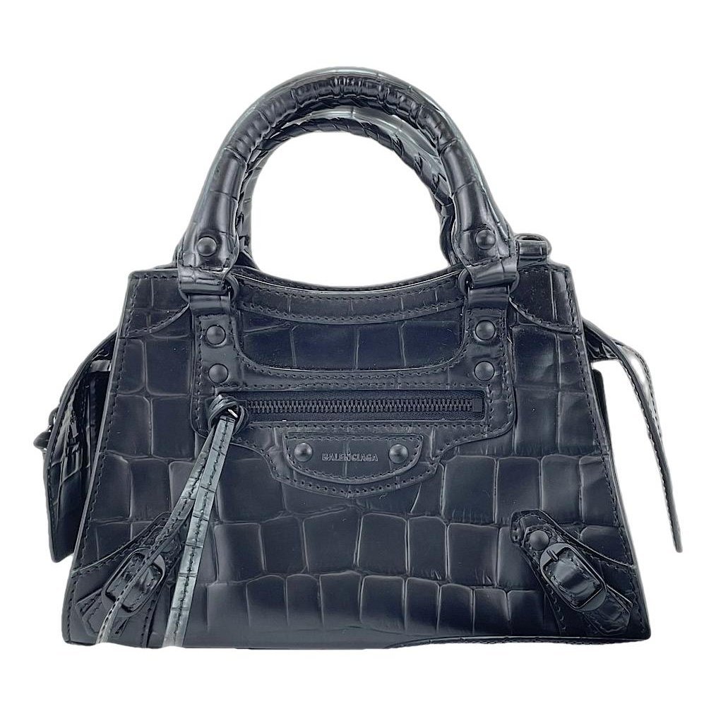 City leather handbag