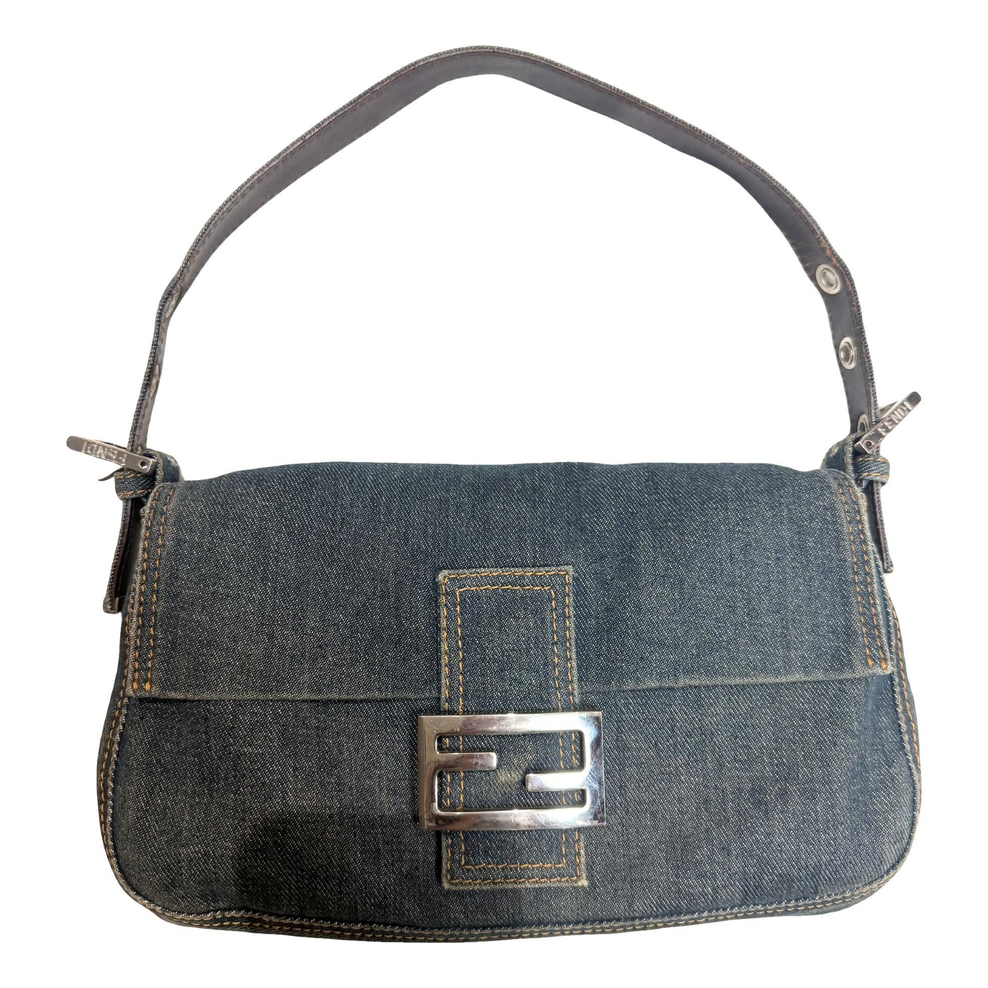 Baguette handbag