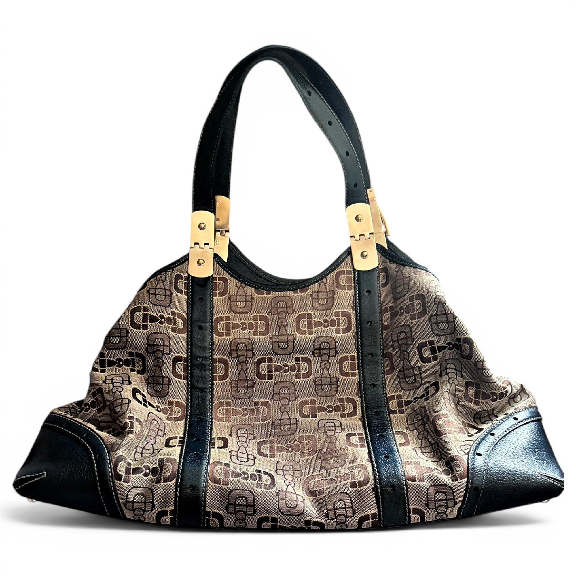 Charmy cloth tote