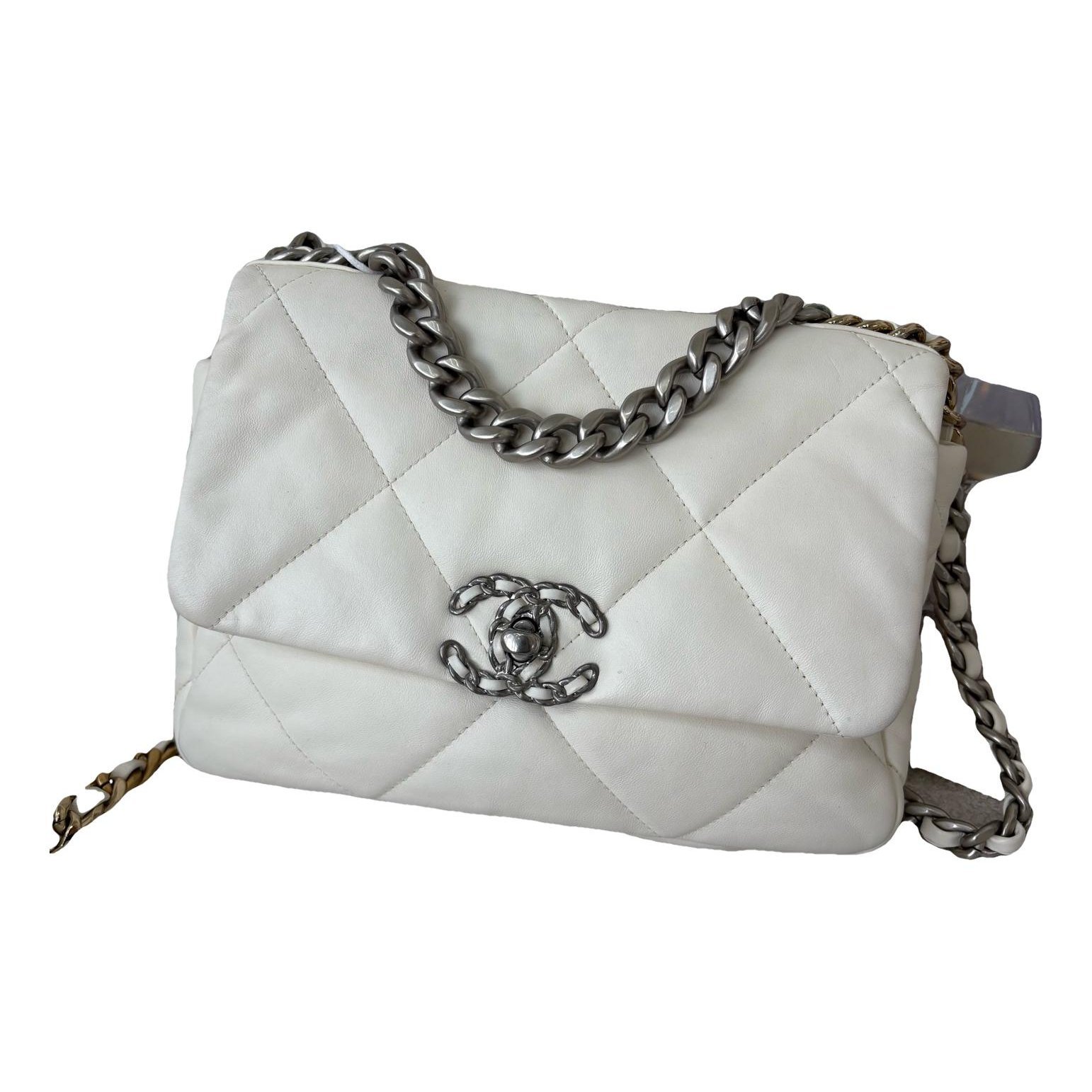 Chanel 19 leather handbag