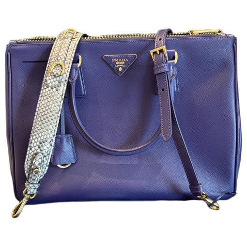 Double leather handbag