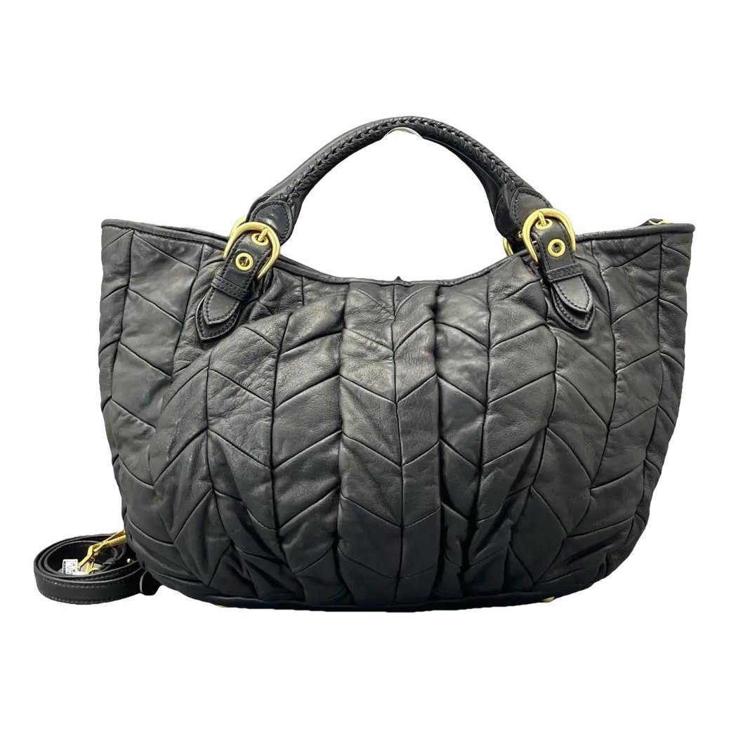 Leather handbag
