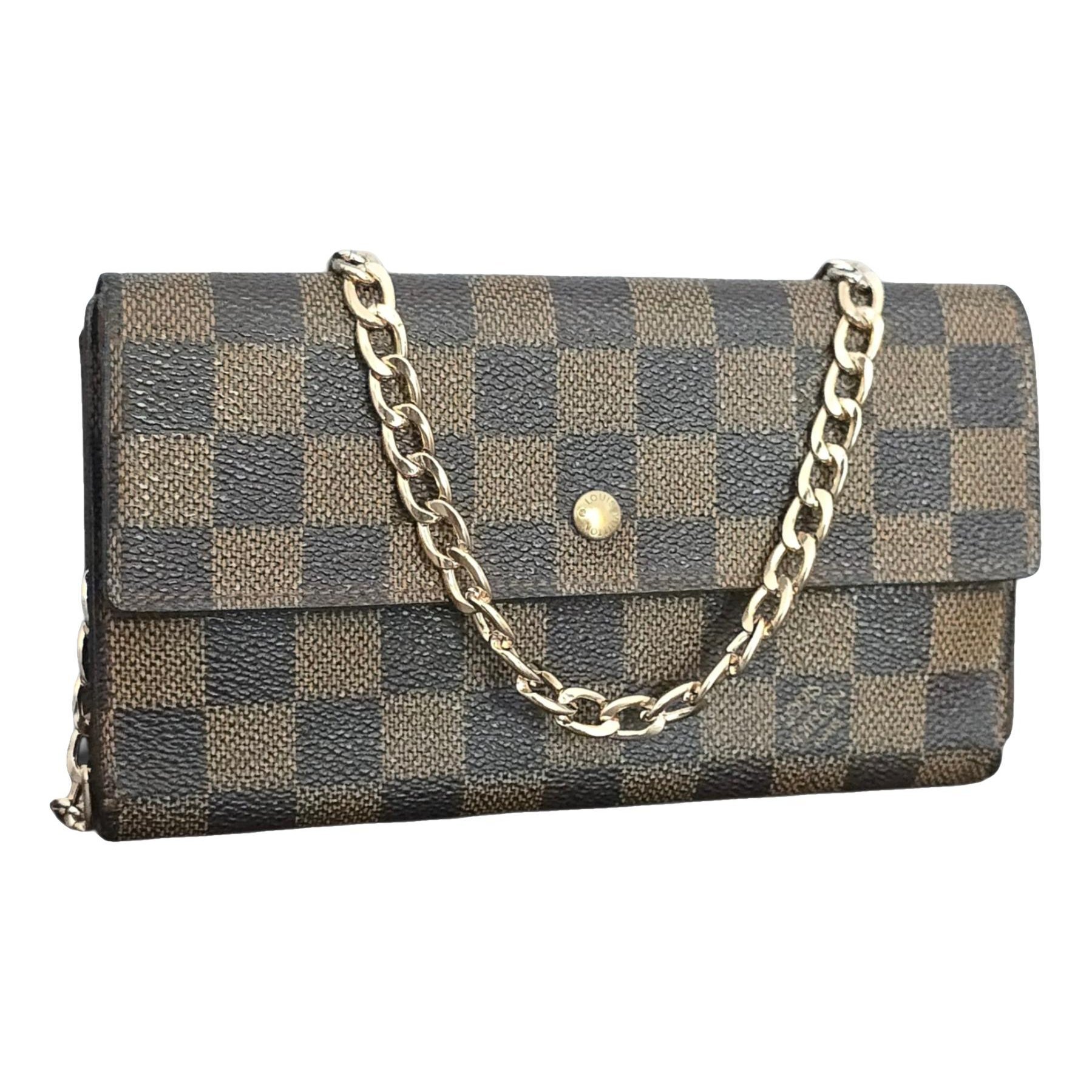Leather clutch bag
