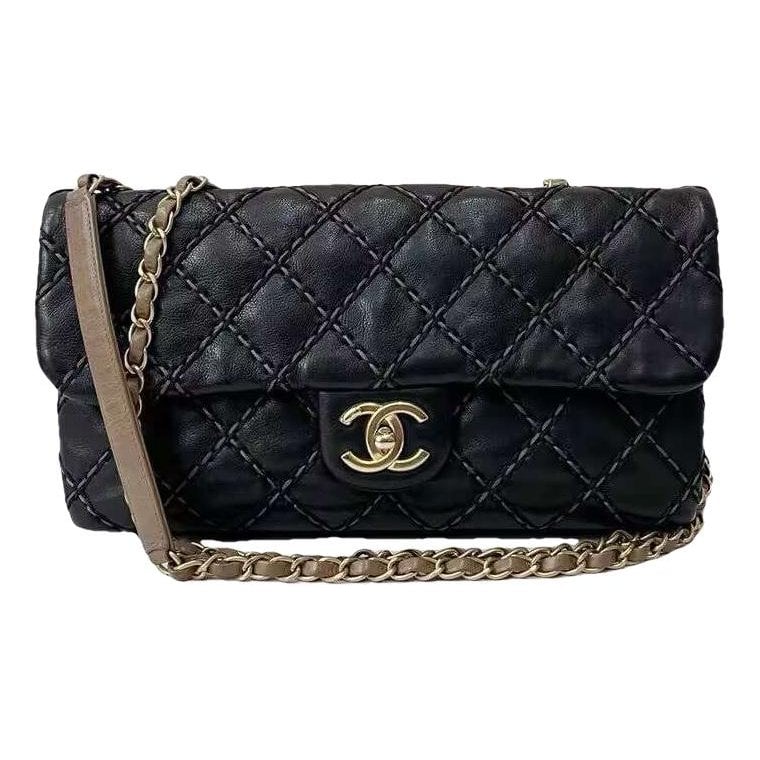 Timeless/Classique leather crossbody bag