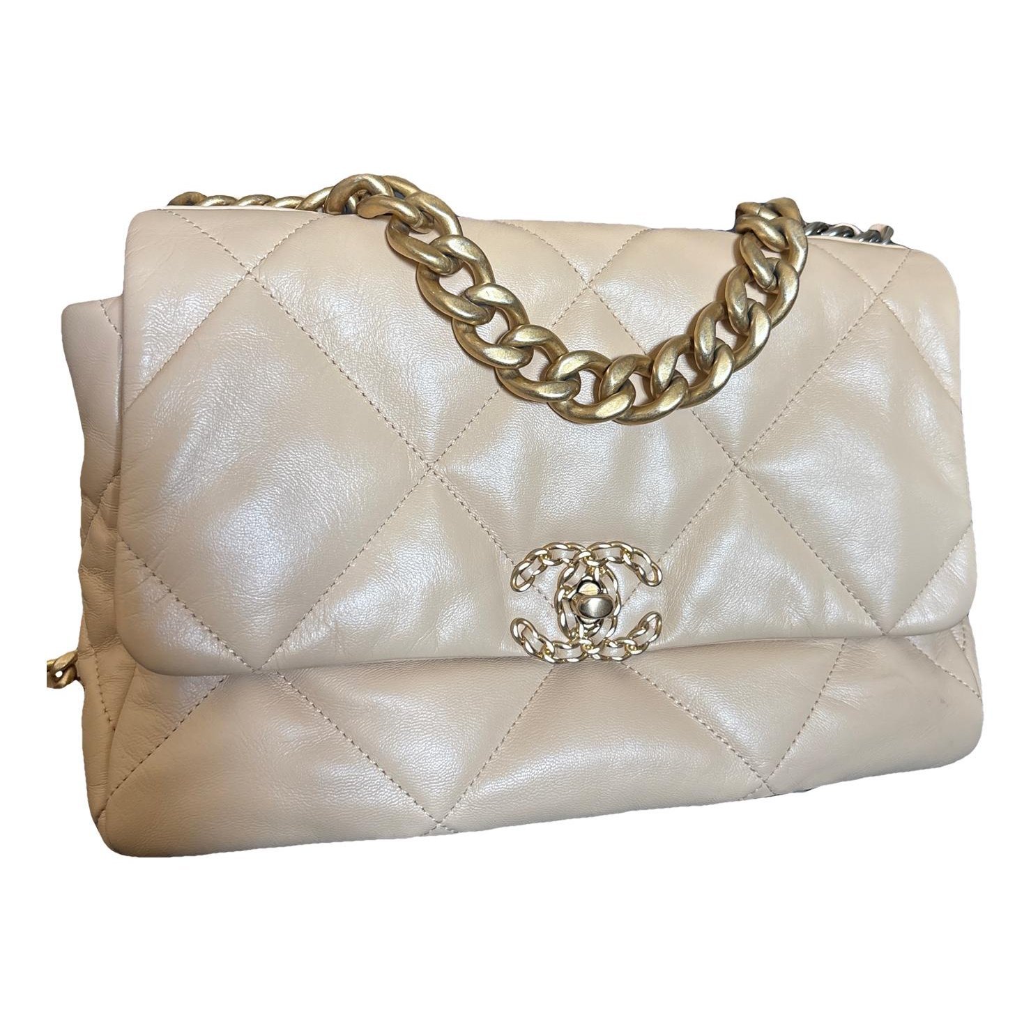 Chanel 19 leather handbag