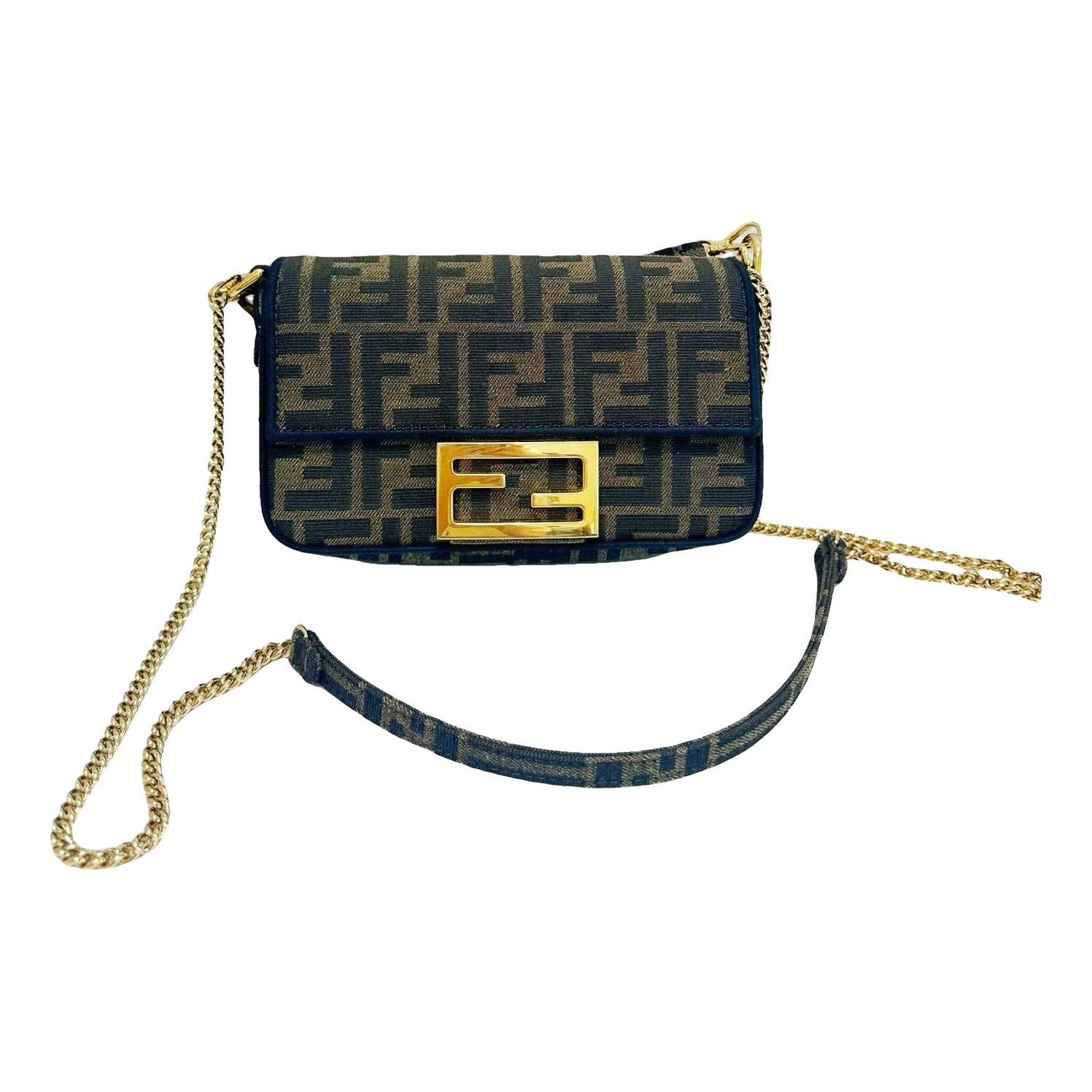 Baguette cloth handbag