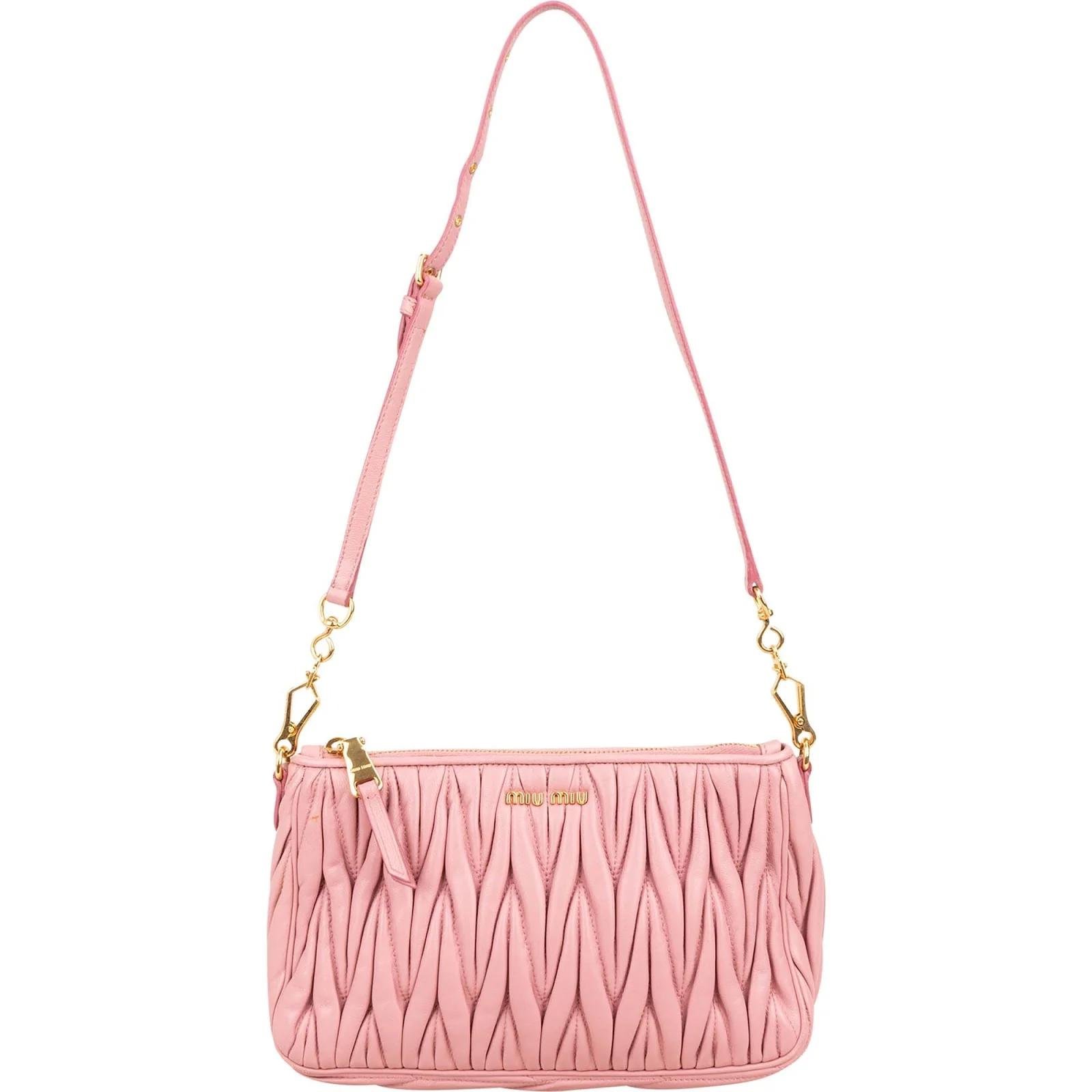 Matelassé leather handbag