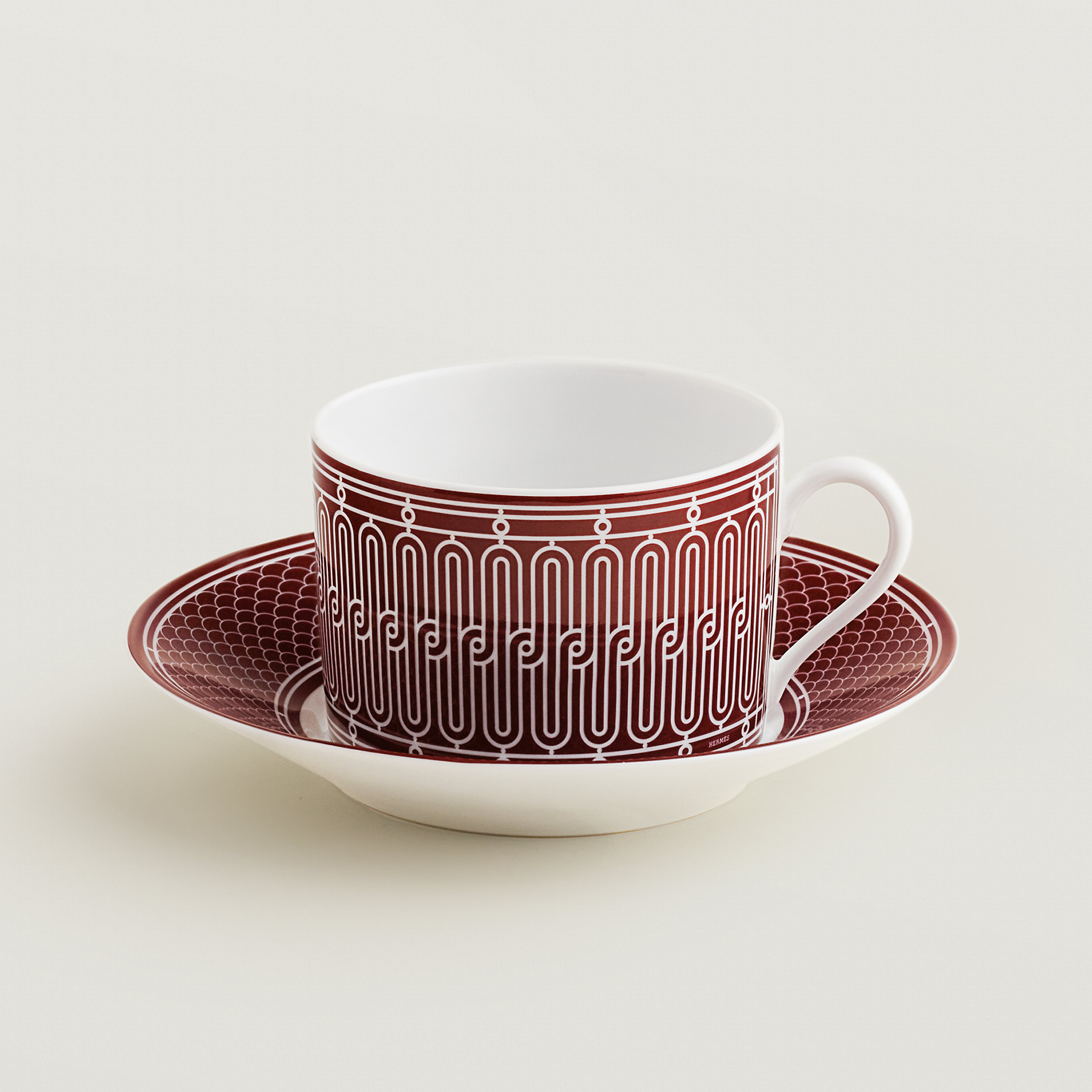 H Deco Rouge Breakfast Cup And Saucer