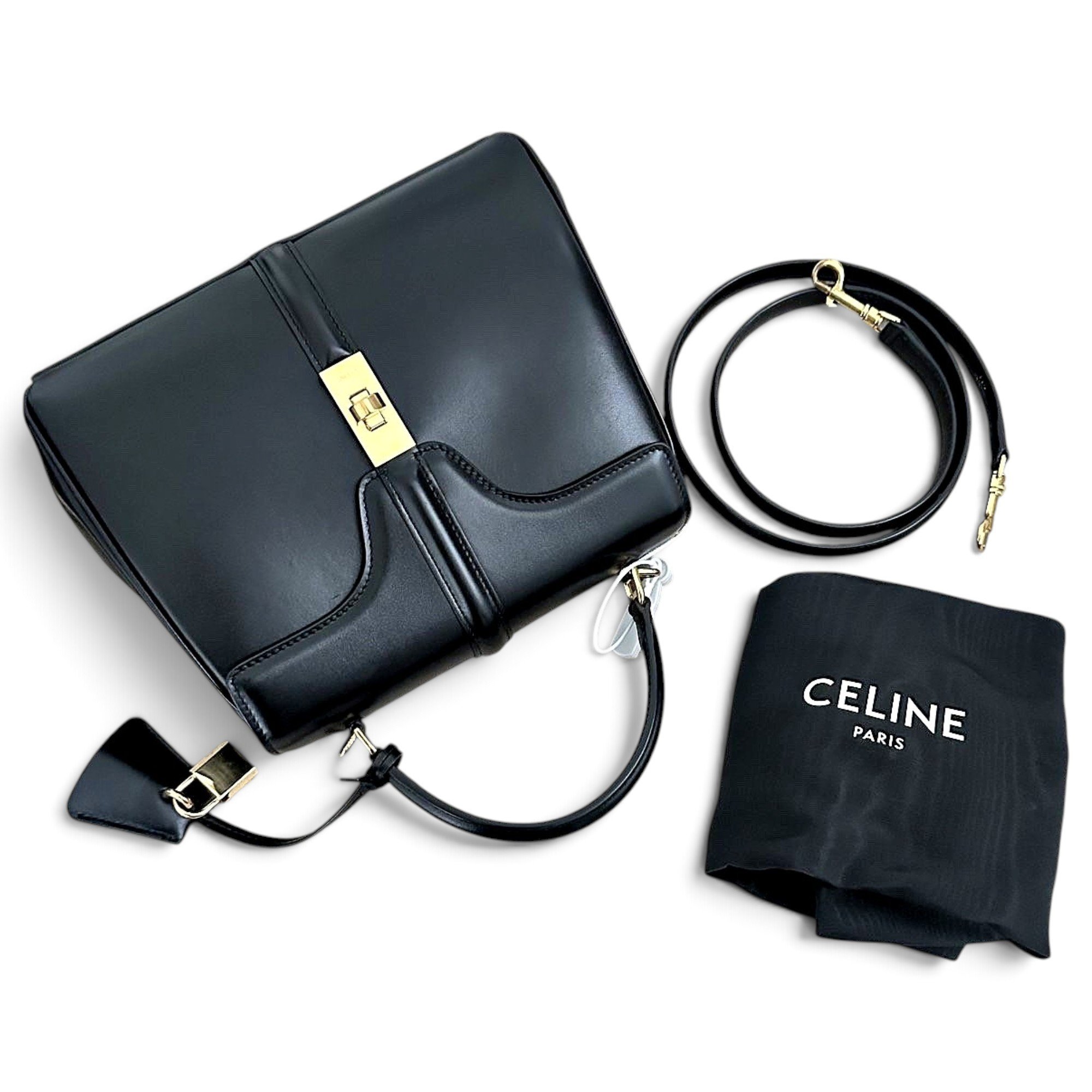 Sac 16 leather handbag
