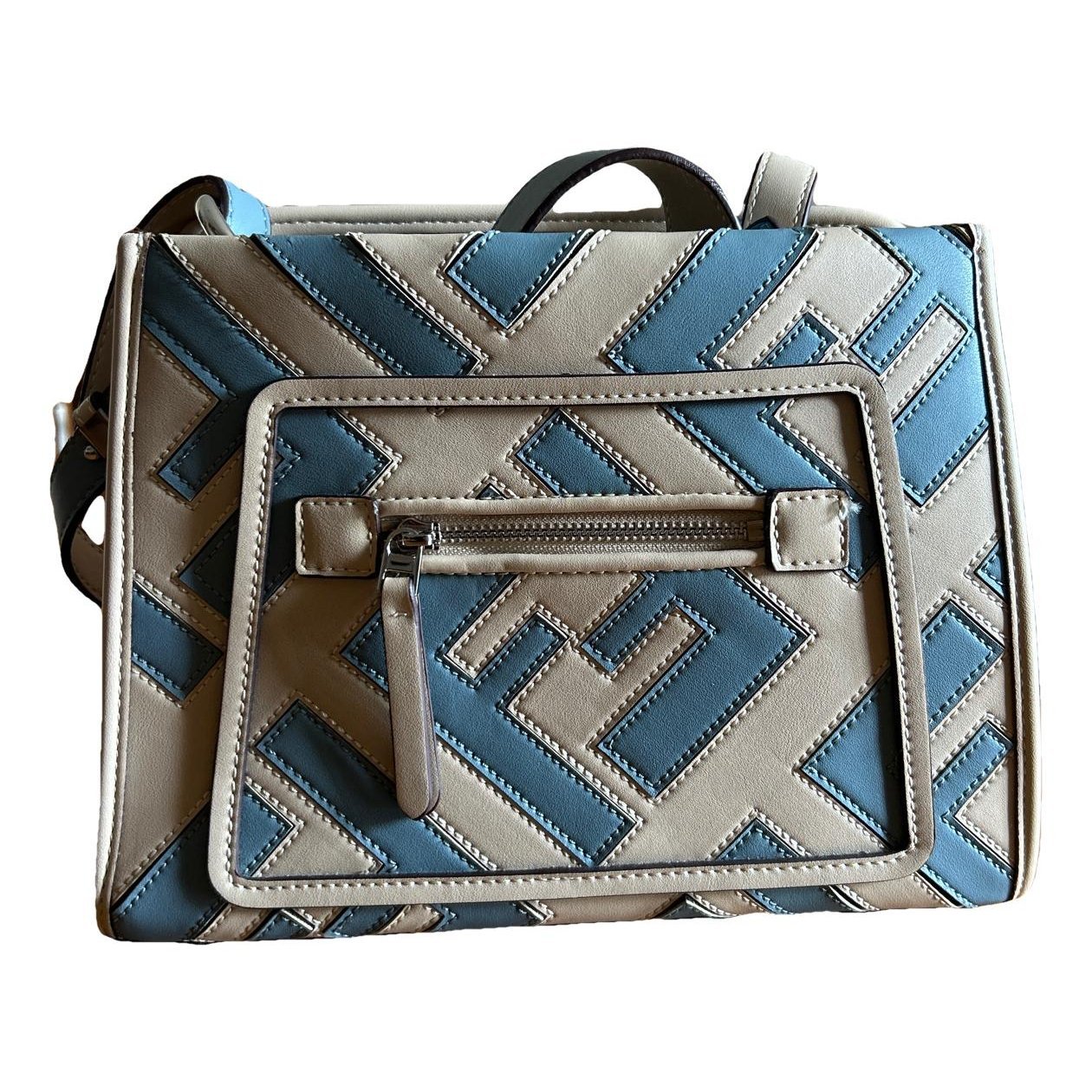 Runaway leather handbag