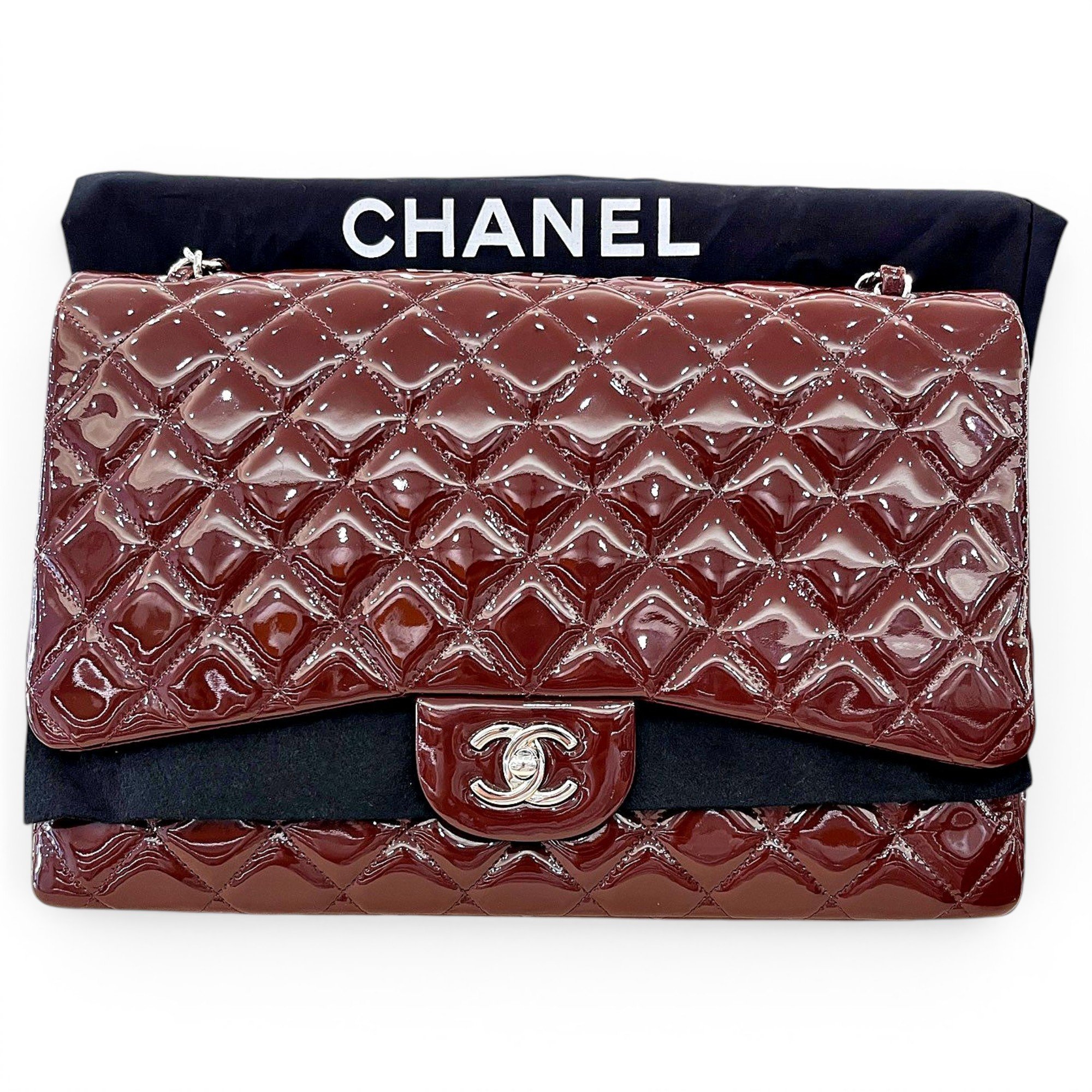 Timeless/Classique patent leather handbag
